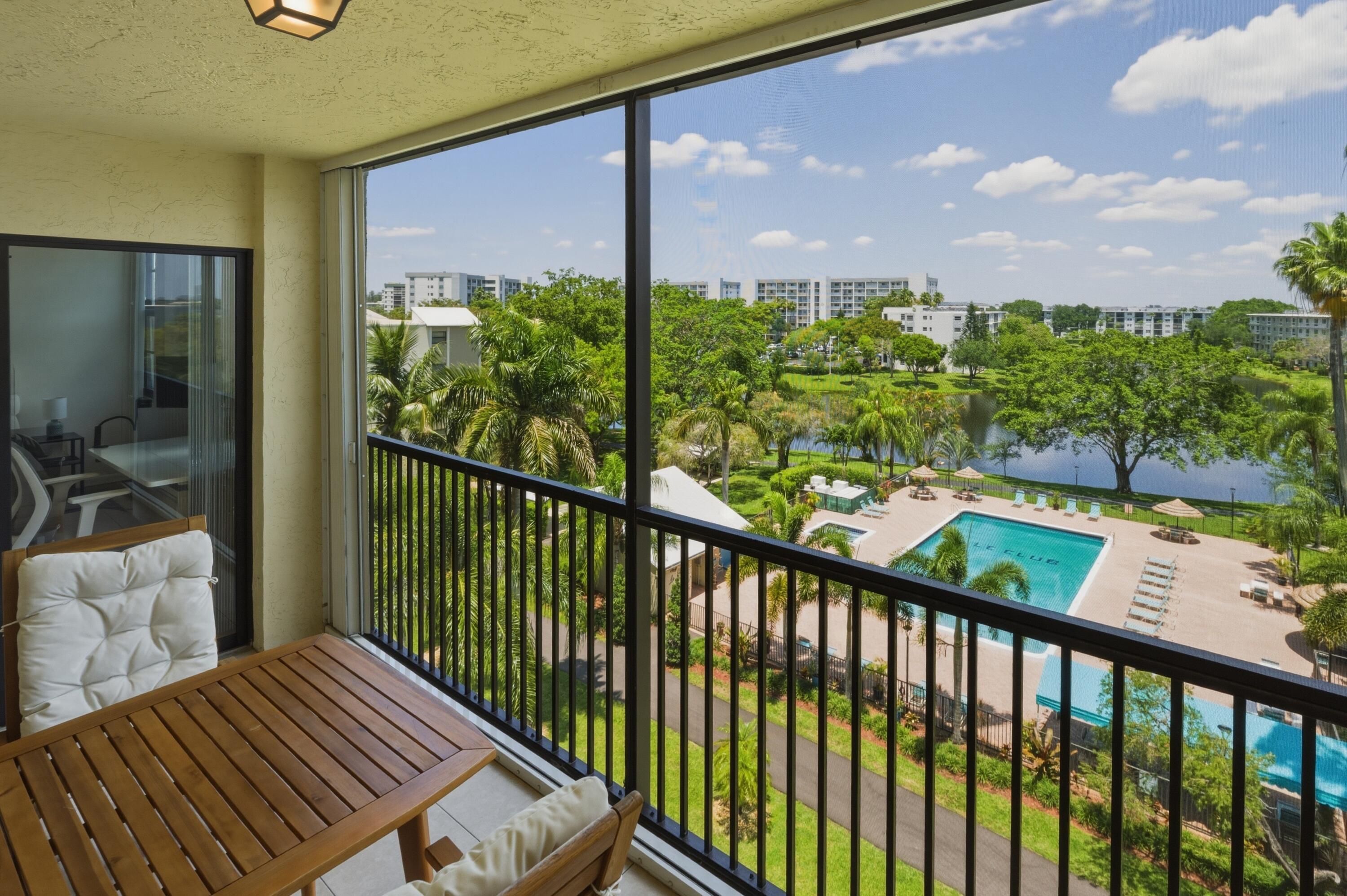 2205 S Cypress Bend Drive 604, Pompano Beach, FL 33069, Pompano Beach