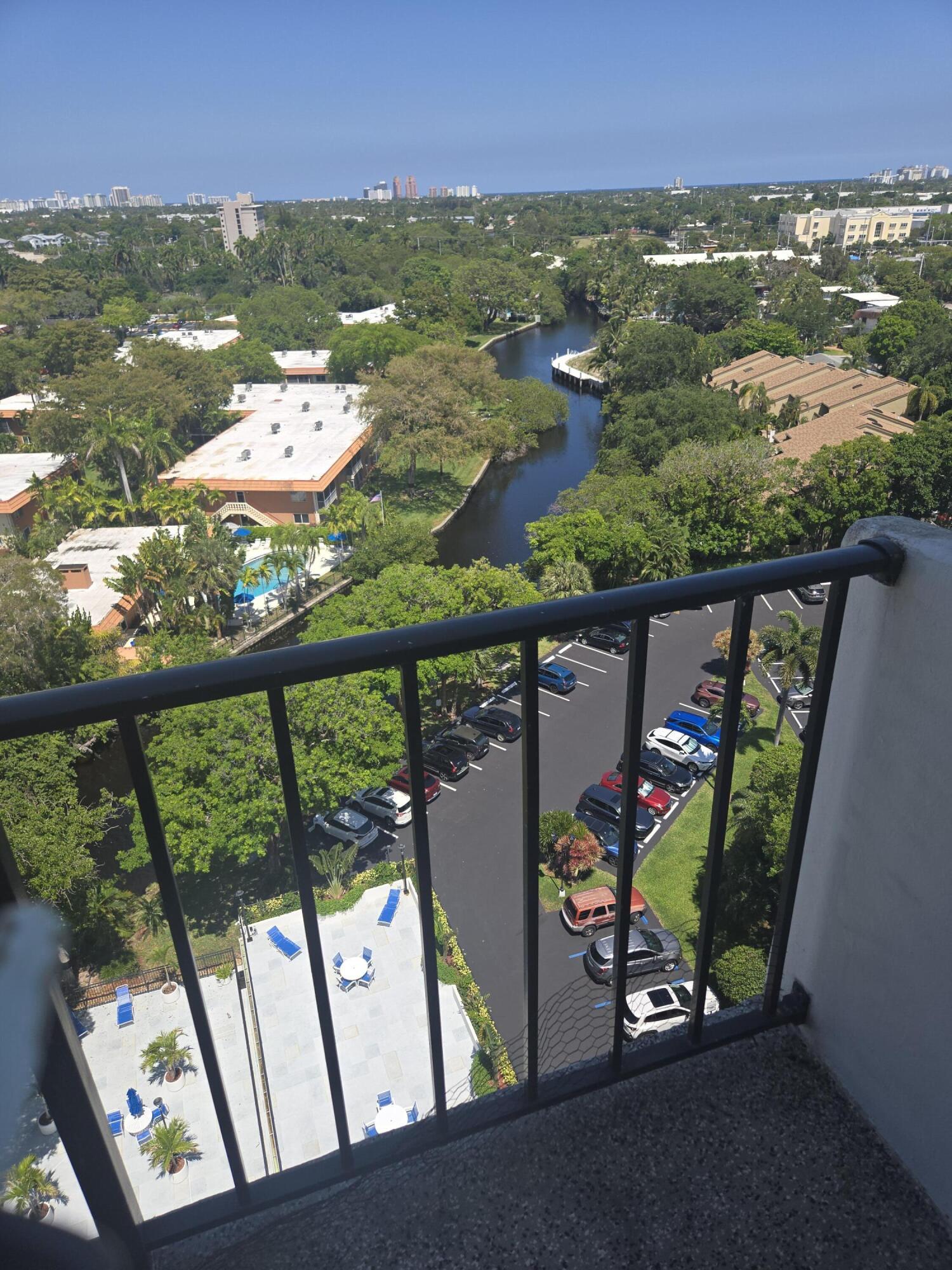 1800 N Andrews Avenue Ph-b, Fort Lauderdale, FL 33311, Fort Lauderdale - Photo 4