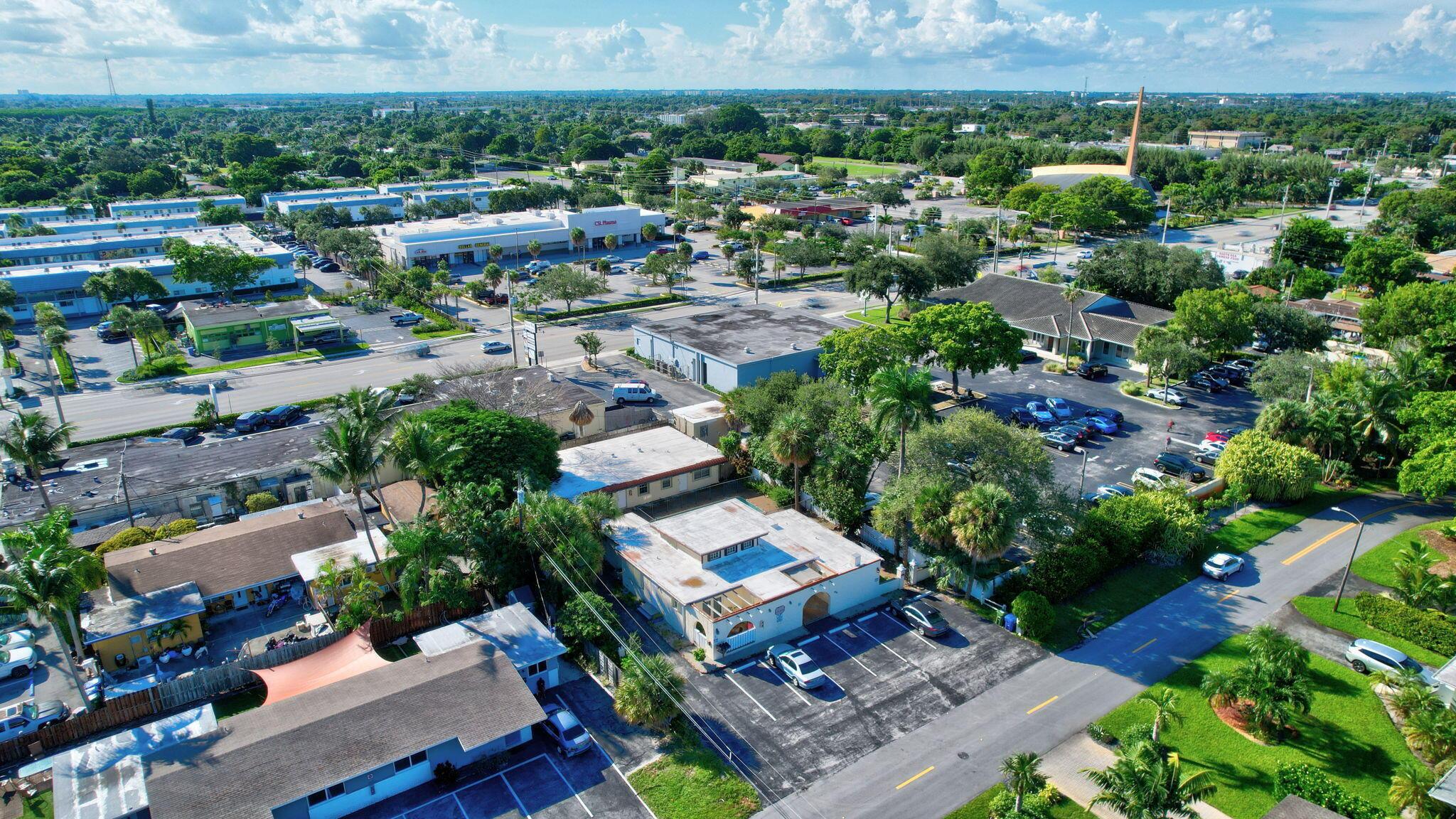 2731 NE 1st Terrace B, Wilton Manors, FL 33334, Wilton Manors - Photo 3