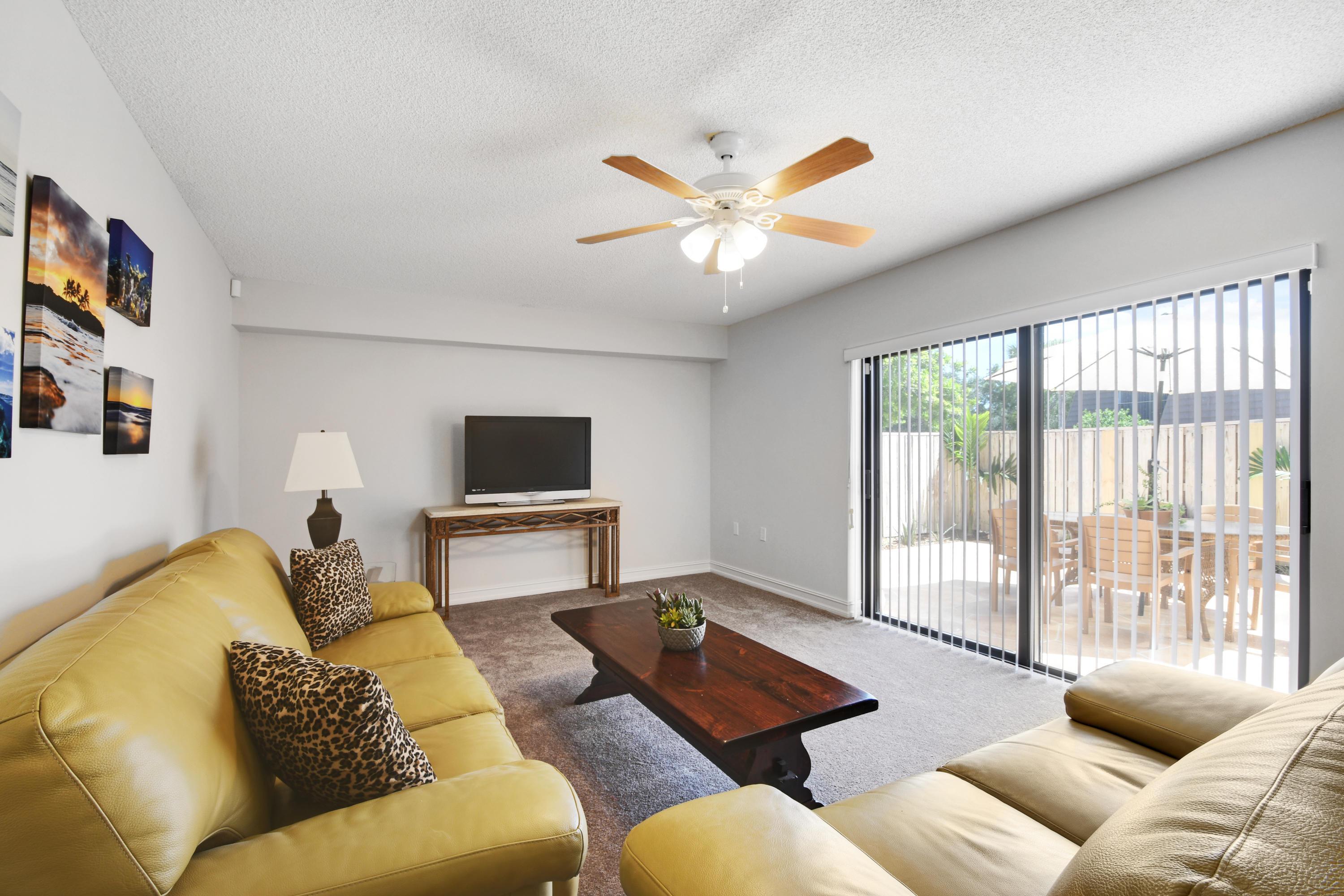 1603 16th Court, Jupiter, FL 33477, Jupiter - Photo 2