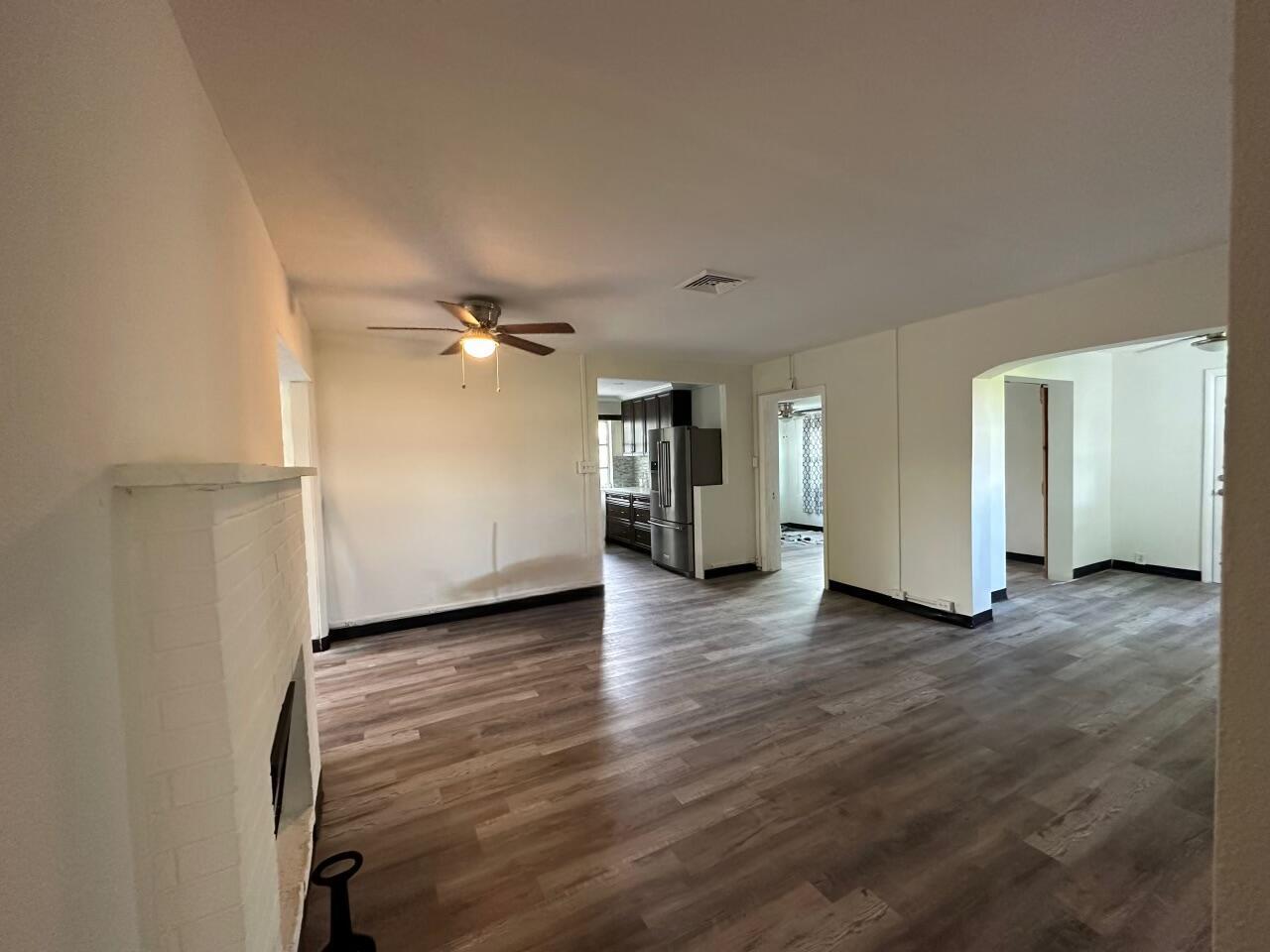 84 E North Shore Avenue, North Fort Myers, FL 33917, North Fort Myers - Photo 3