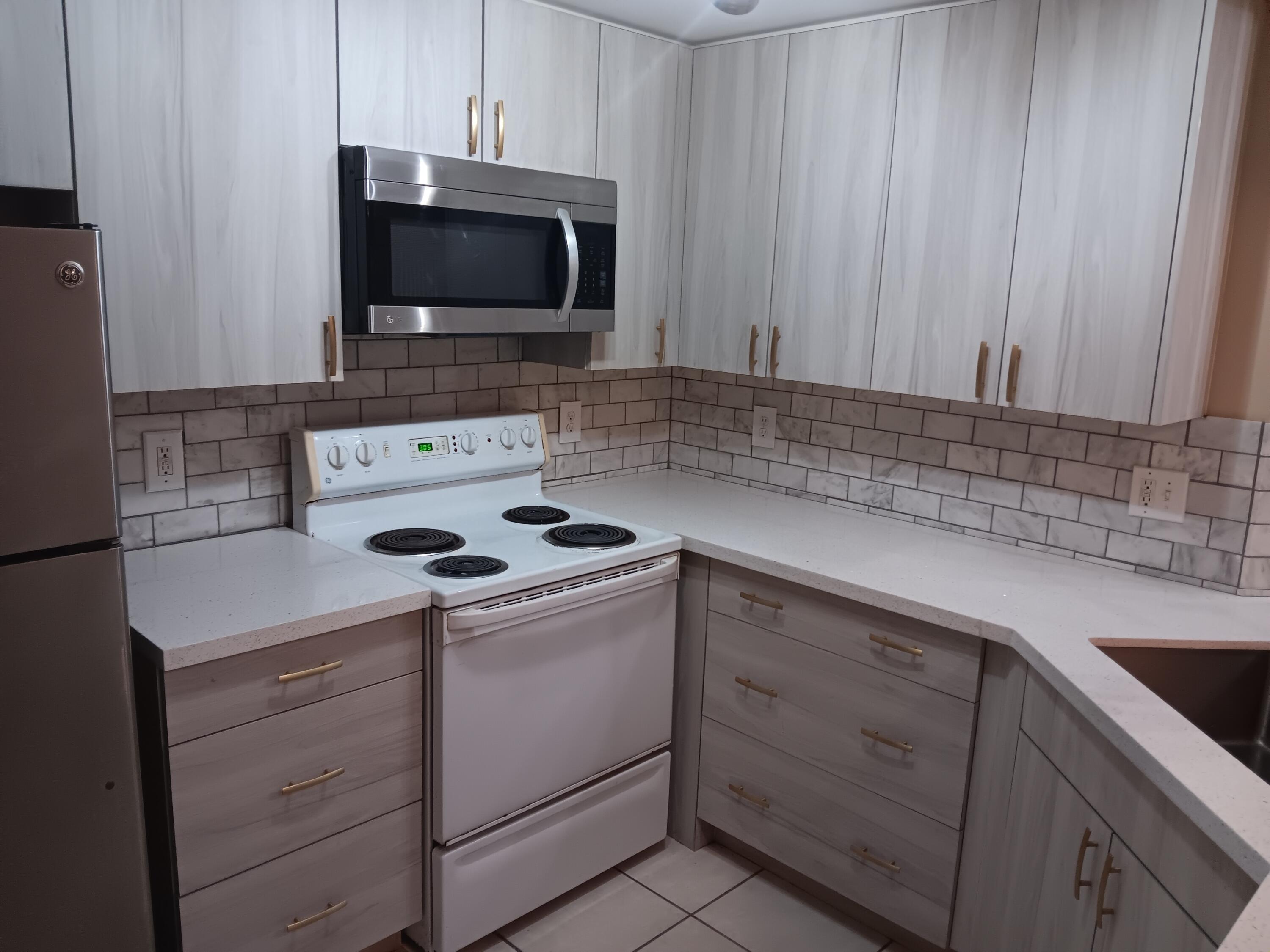 5048 Lantana Road 5112, Lake Worth, FL 33463, Lake Worth - Photo 2