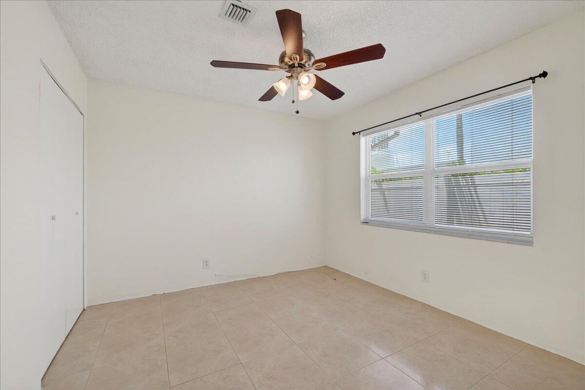 1016 N 16th Avenue 3, Hollywood, FL 33020, Hollywood - Photo 2