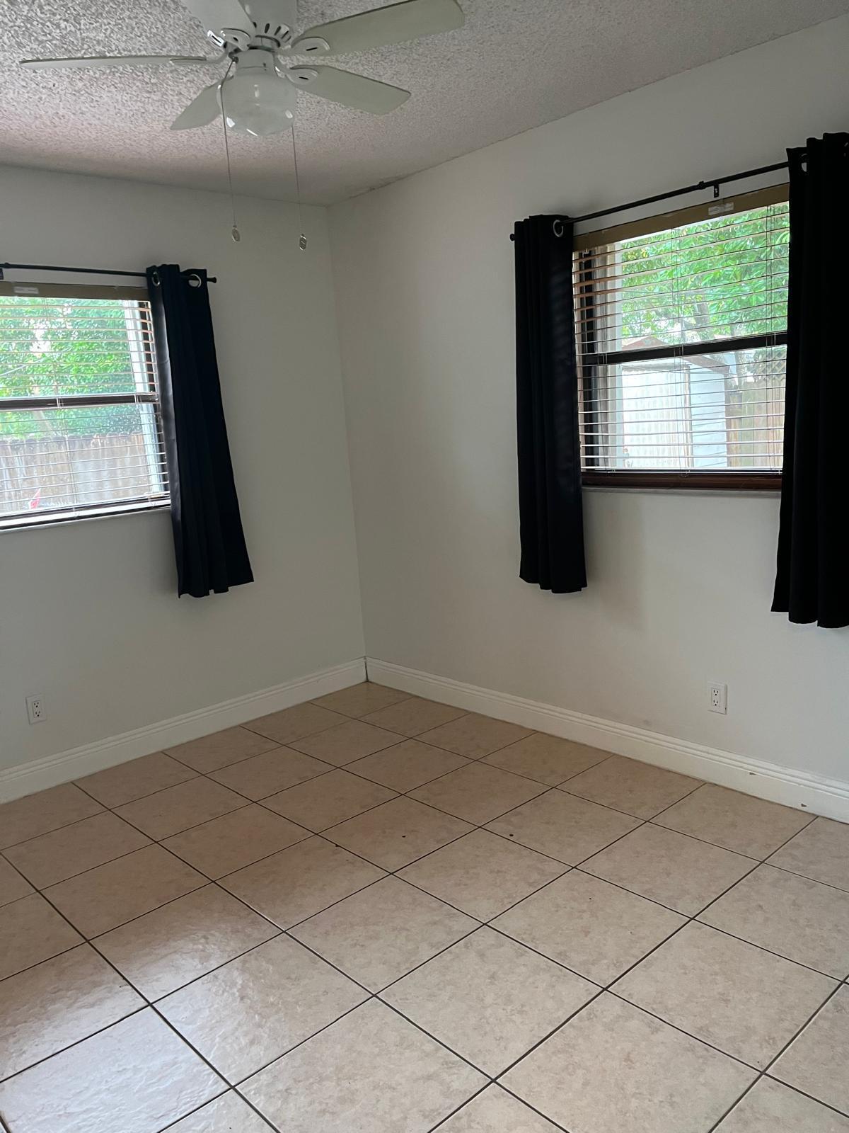 6131 SW 42nd Place 1-2, Davie, FL 33314, Davie - Photo 3