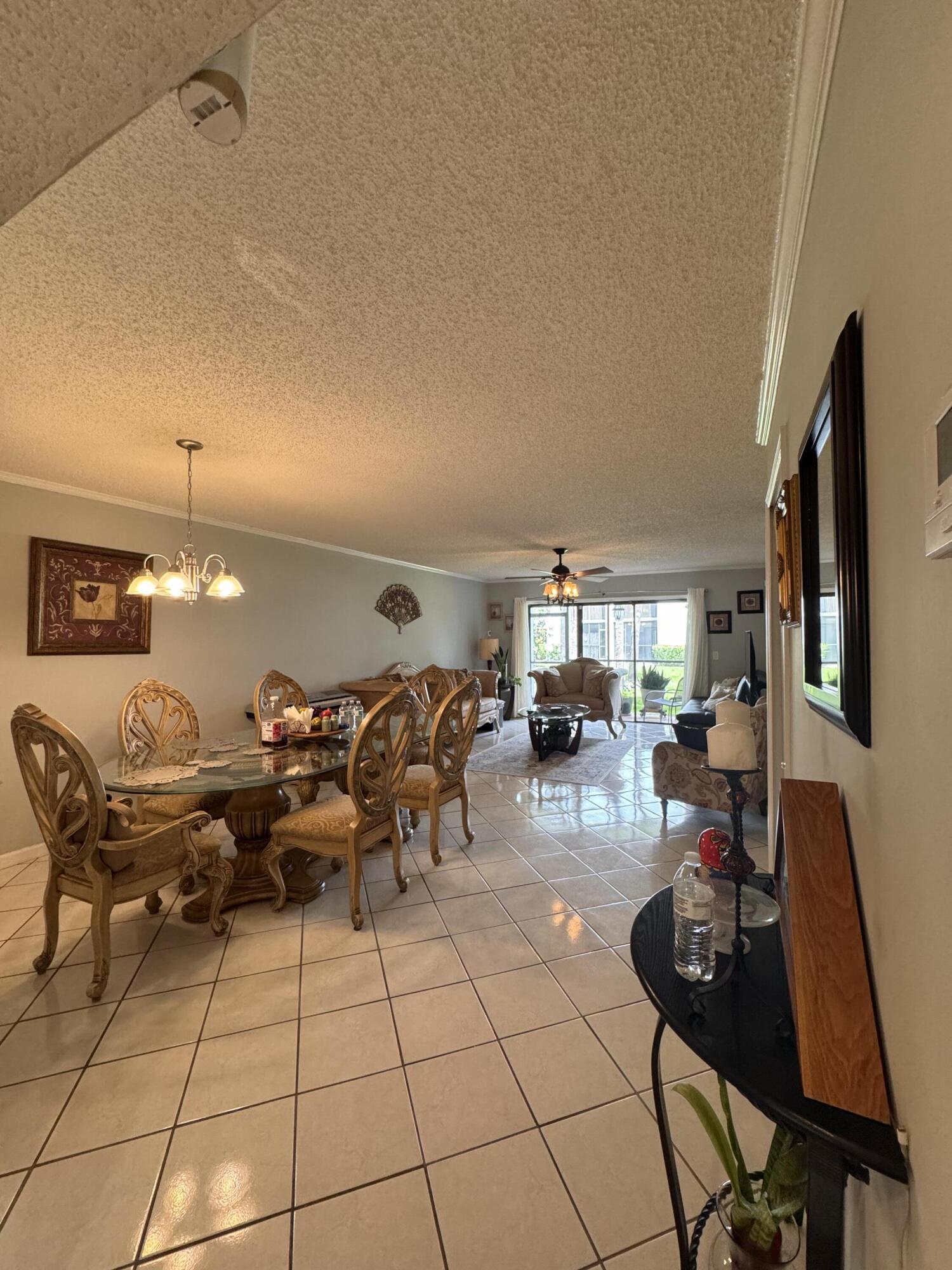 16571 Blatt Boulevard 105, Weston, FL 33326, Weston - Photo 4