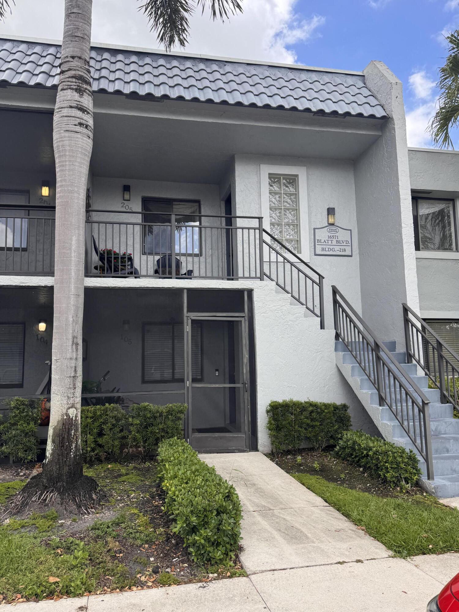 16571 Blatt Boulevard 105, Weston, FL 33326, Weston