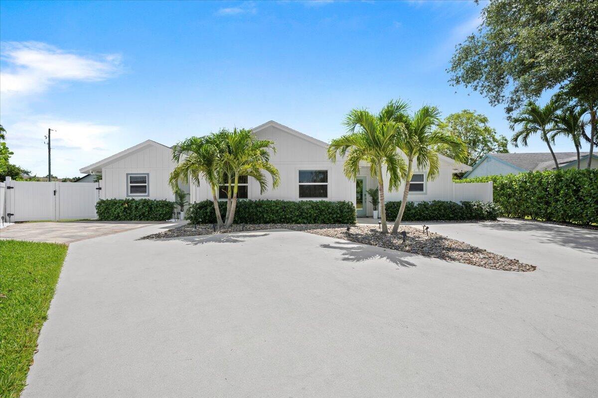 6075 Francis Street, Jupiter, FL 33458, Jupiter
