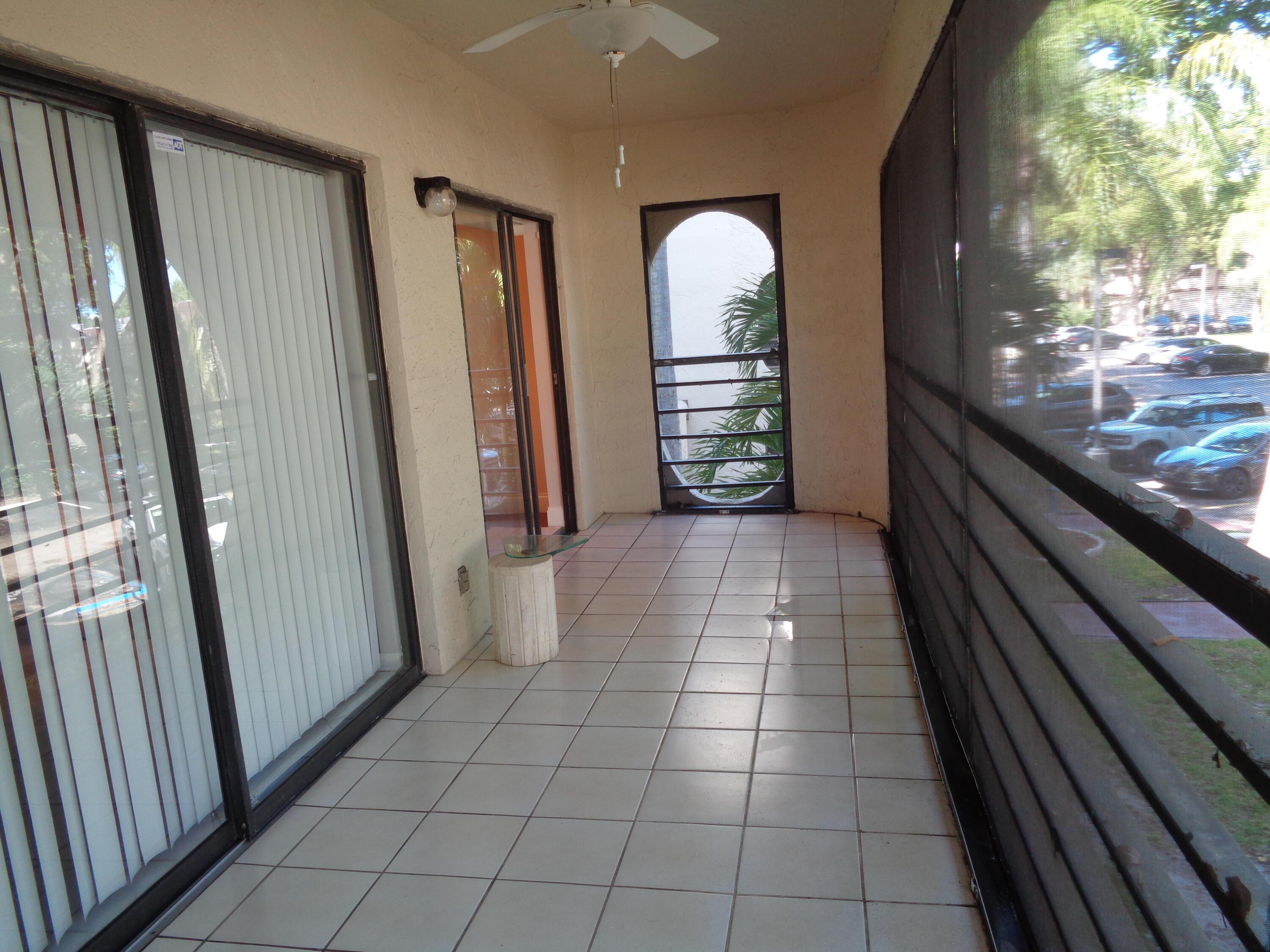 6328 W Longboat Ln Lane W 201, Boca Raton, FL 33433, Boca Raton - Photo 3