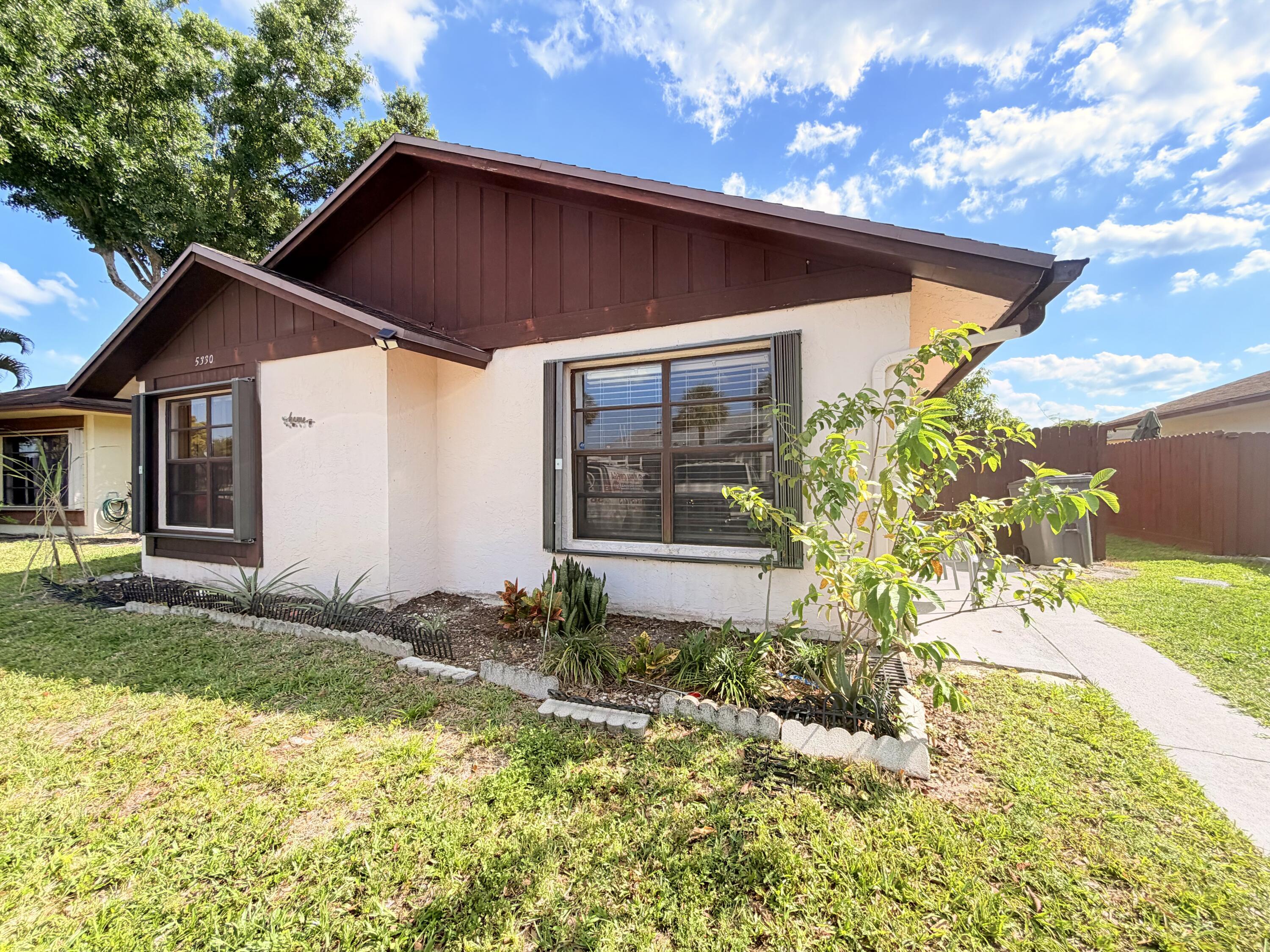 5330 Mendoza Street, West Palm Beach, FL 33415, West Palm Beach