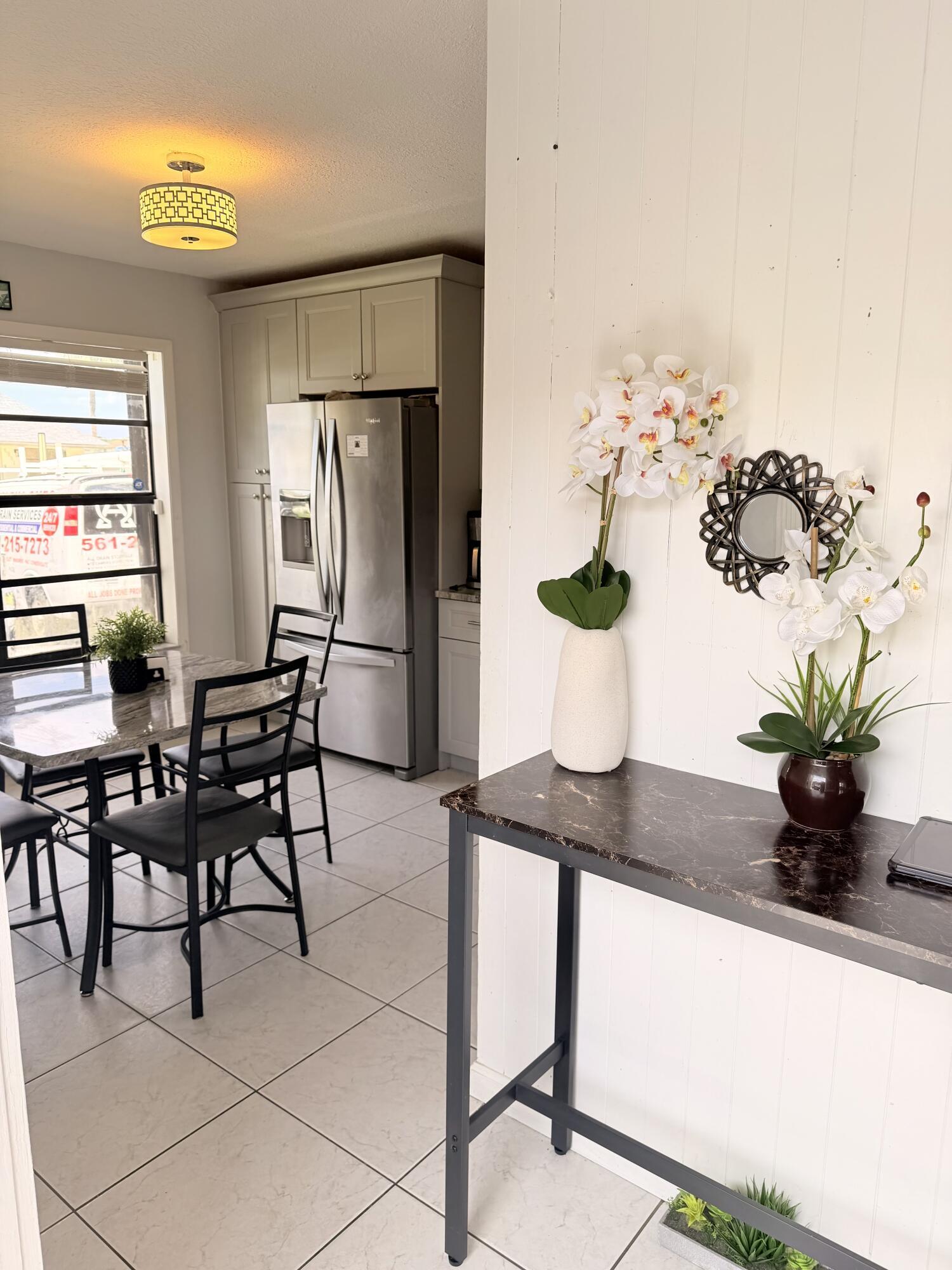 5330 Mendoza Street, West Palm Beach, FL 33415, West Palm Beach - Photo 2