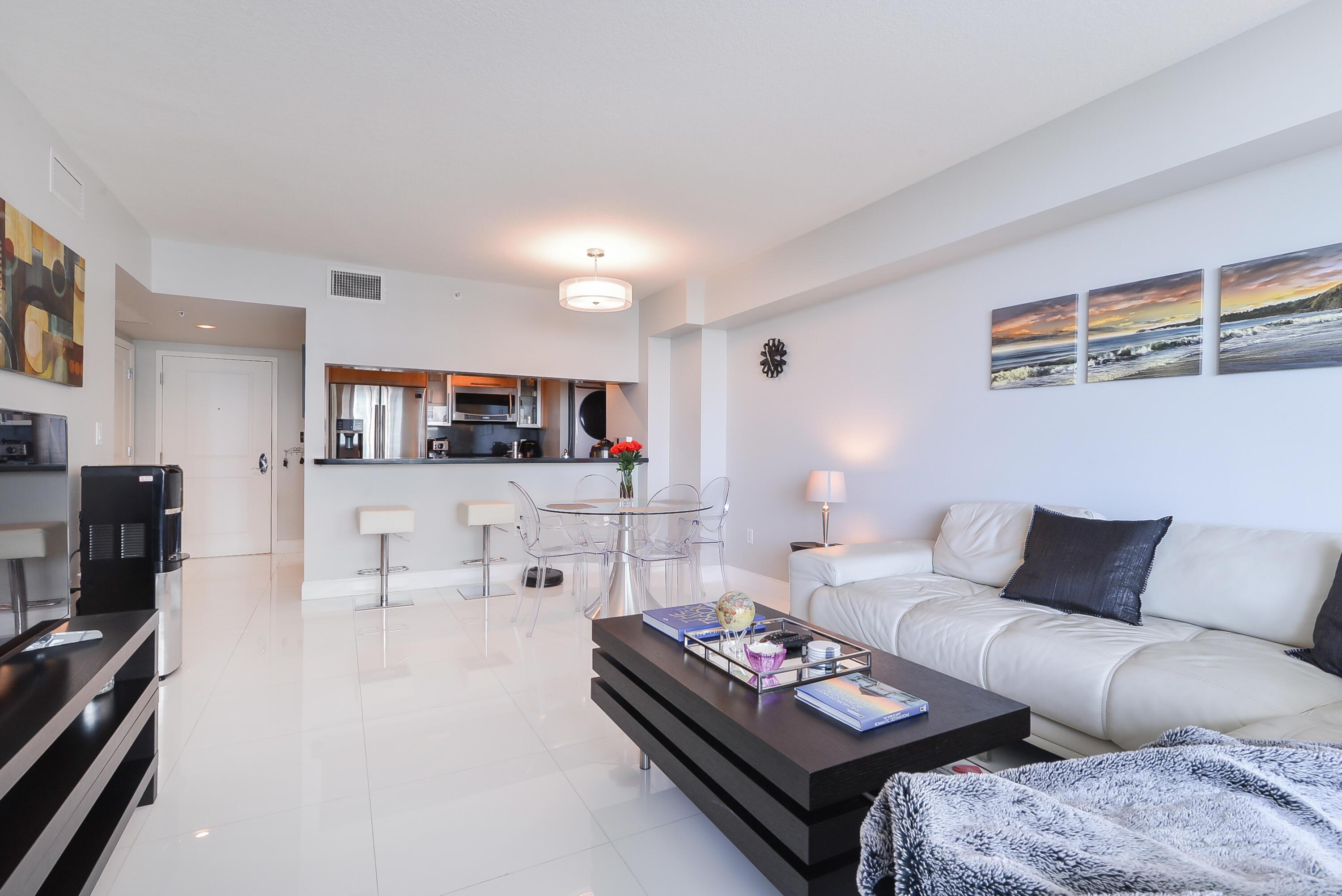 600 W Las Olas Boulevard 1104s, Fort Lauderdale, FL 33312, Fort Lauderdale - Photo 2