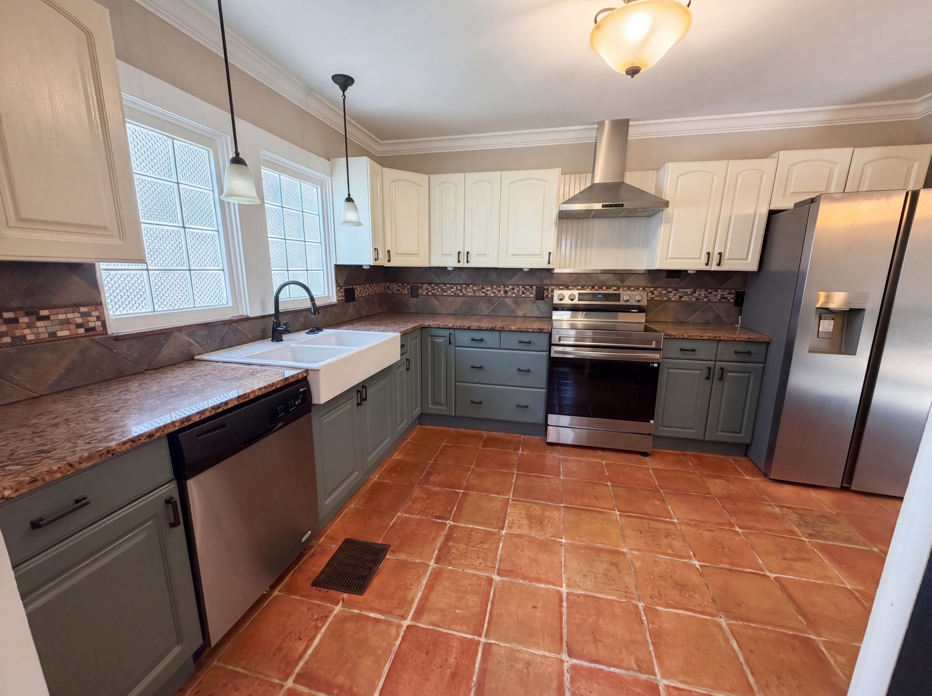 207 S Ocean Breeze, Lake Worth Beach, FL 33460, Lake Worth Beach - Photo 2