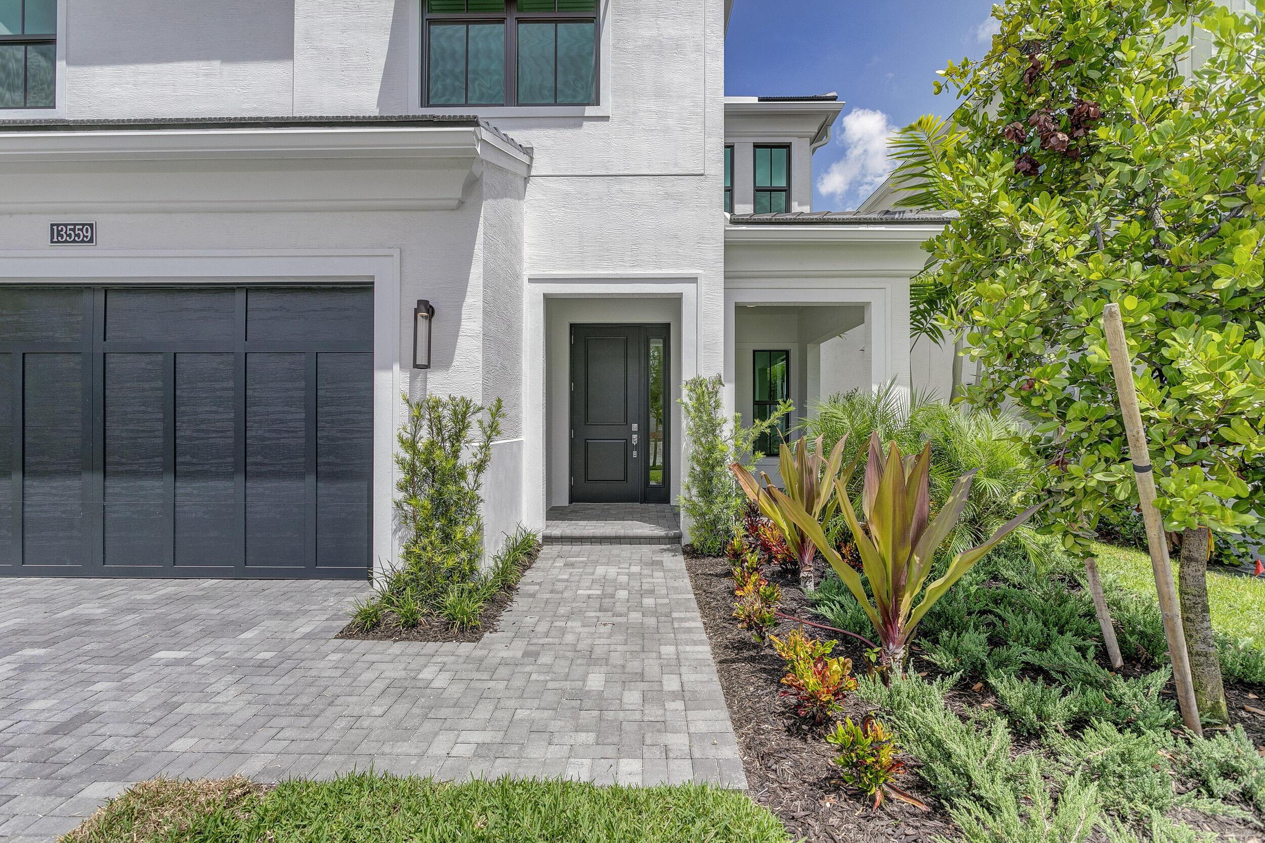 13559 Artisan Circle, Palm Beach Gardens, FL 33418, Palm Beach Gardens - Photo 2