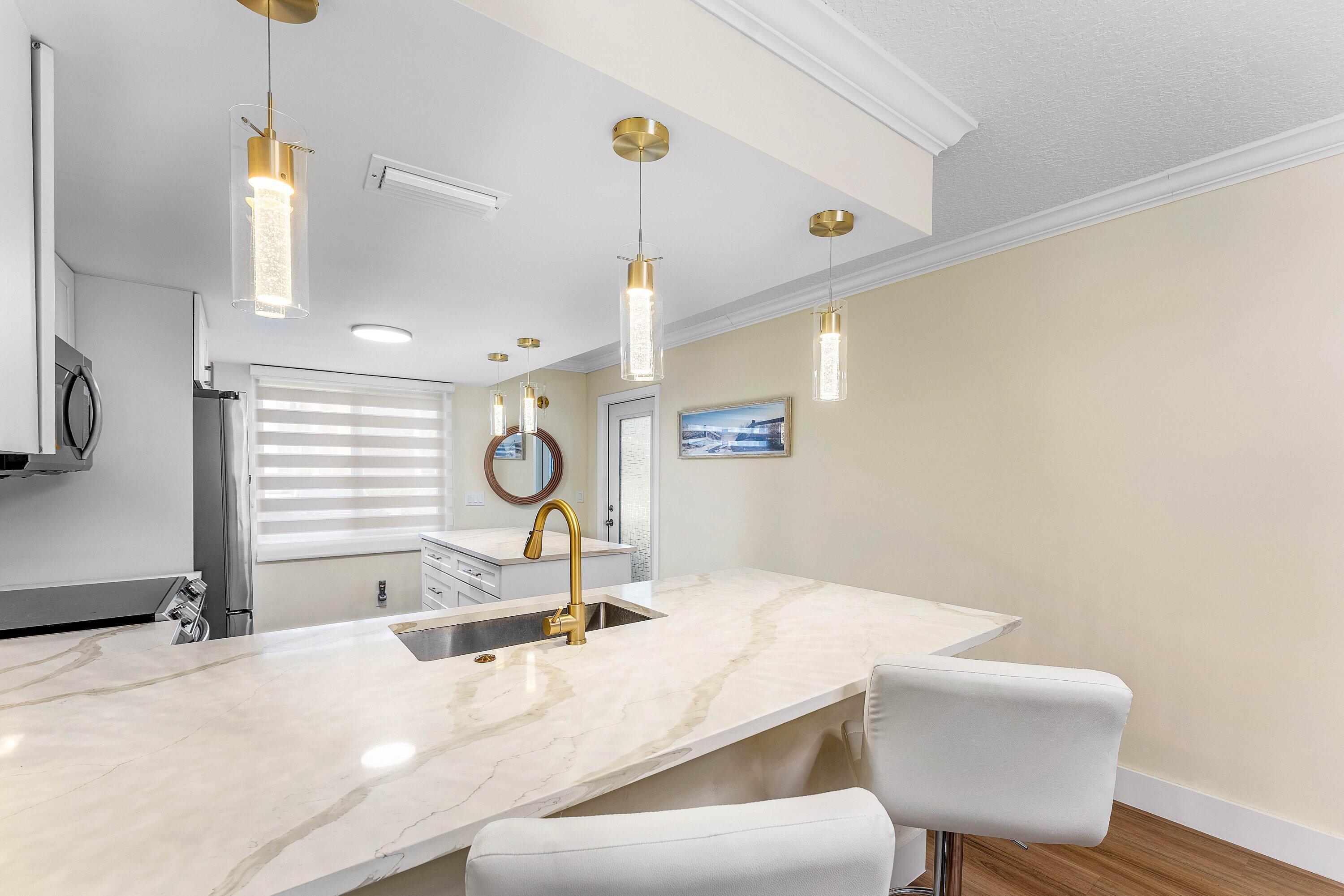 1019 Guildford B, Boca Raton, FL 33434, Boca Raton - Photo 5
