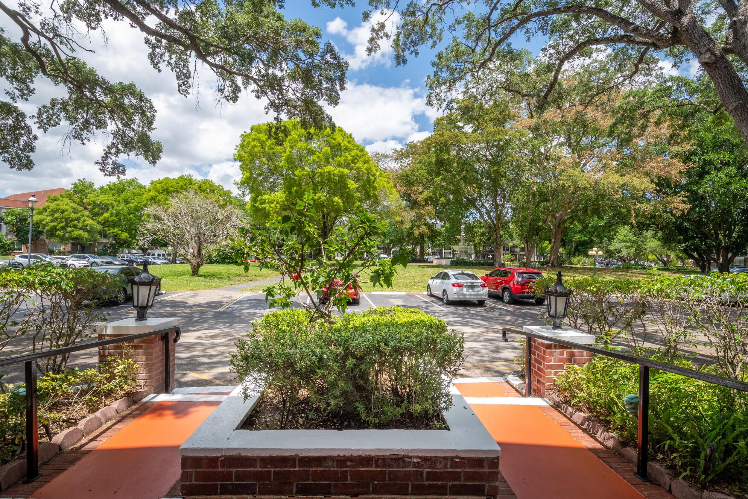 3660 Inverrary Drive 3q, Lauderhill, FL 33319, Lauderhill - Photo 5