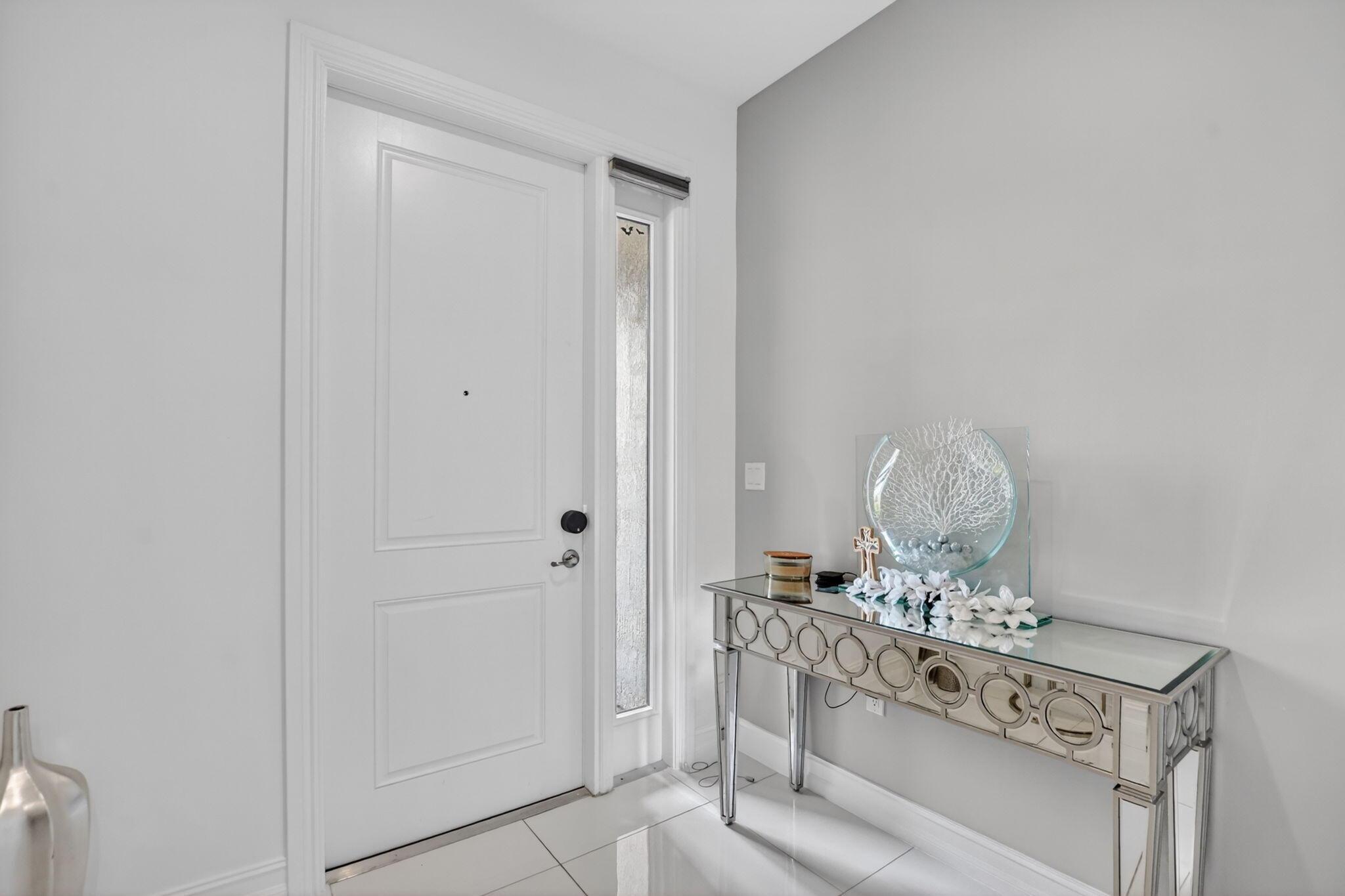 10106 Akenside Drive, Boca Raton, FL 33428, Boca Raton - Photo 2