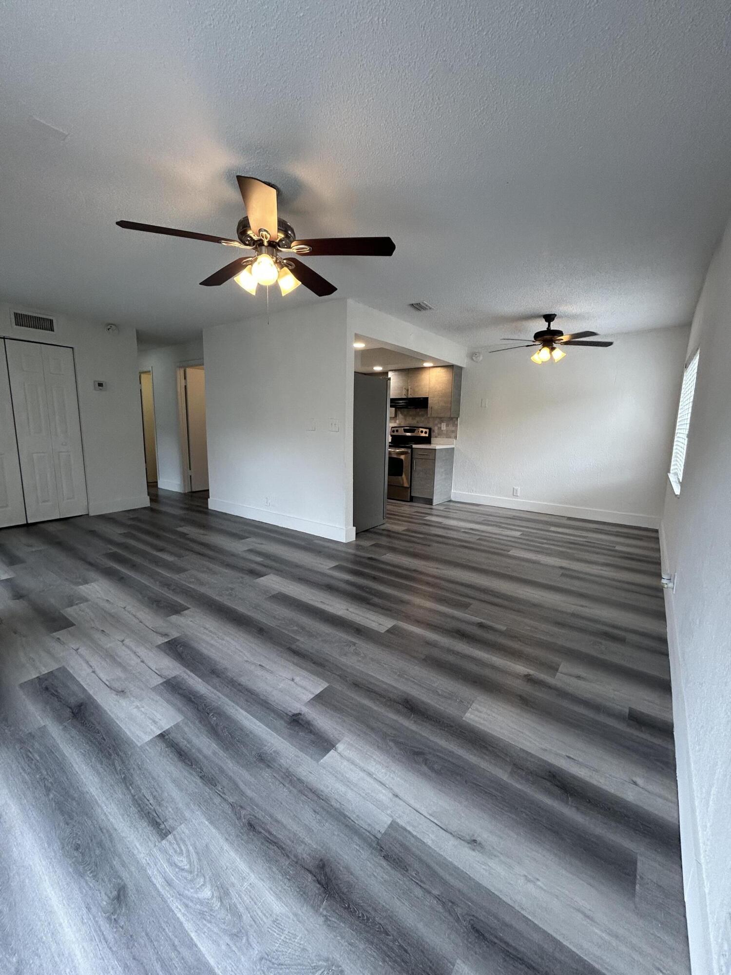 2229 NW 59th Avenue 70-c, Lauderhill, FL 33313, Lauderhill - Photo 3