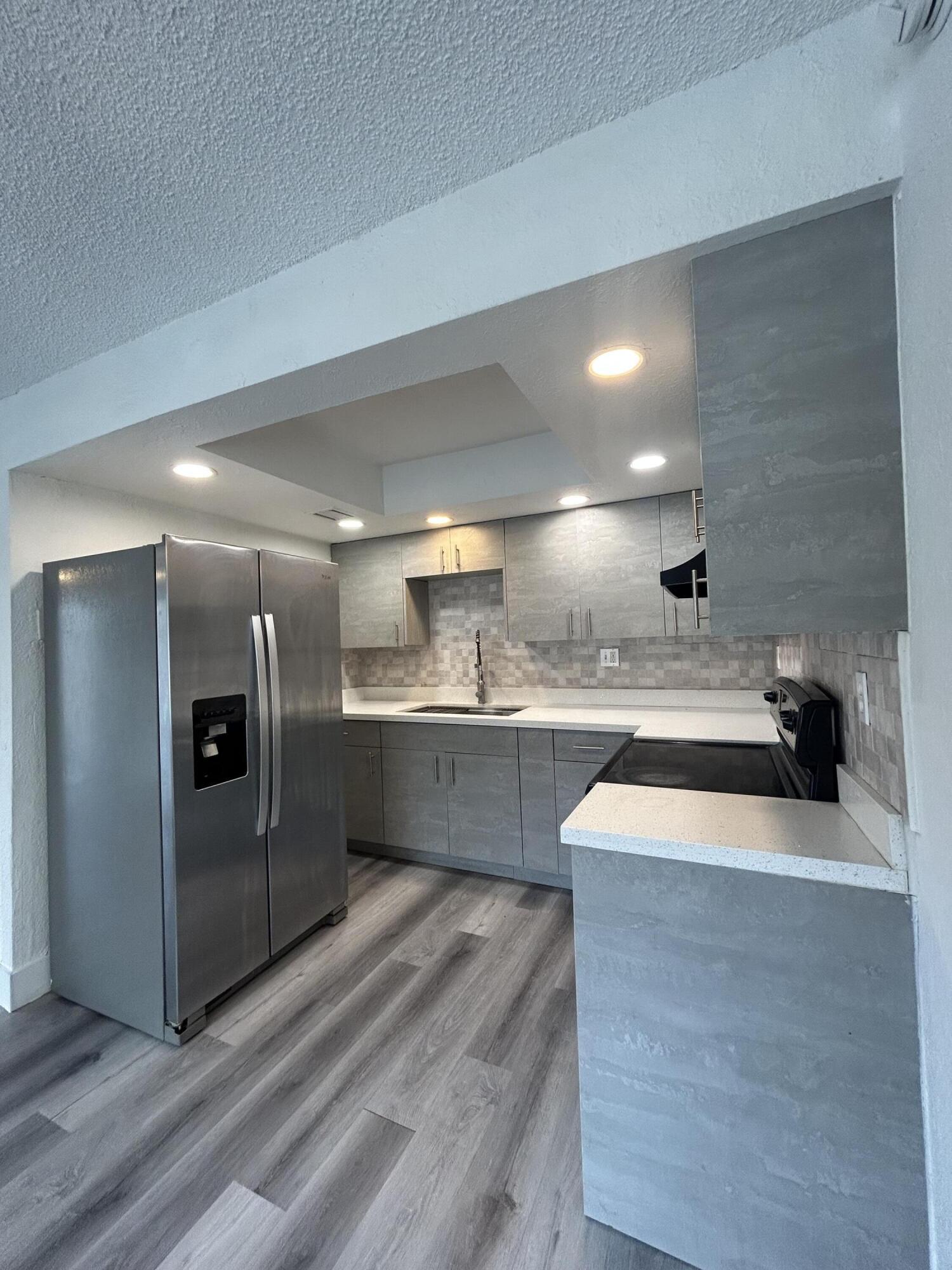 2229 NW 59th Avenue 70-c, Lauderhill, FL 33313, Lauderhill - Photo 4