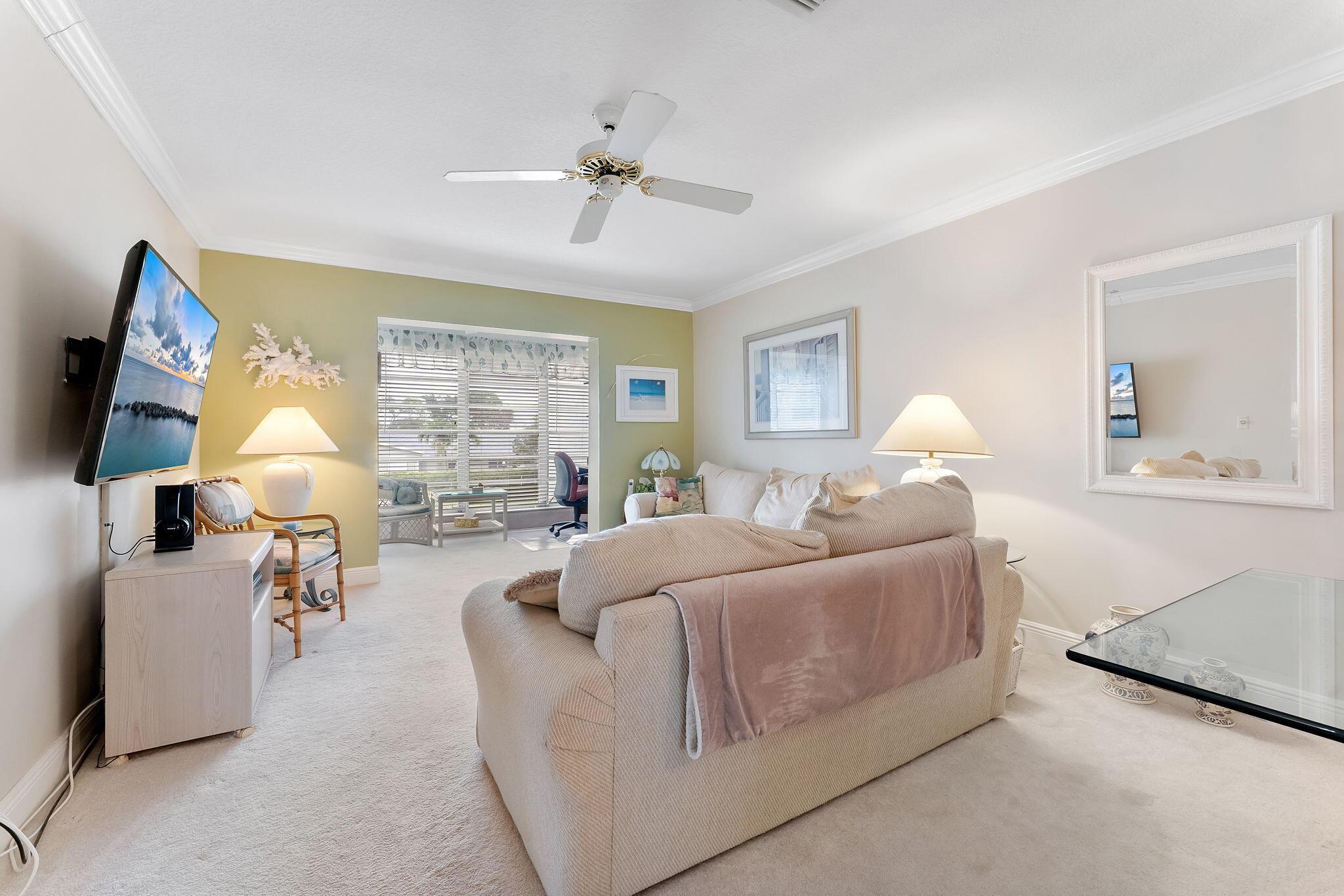 2401 Del-aire Boulevard E 201, Delray Beach, FL 33445, Delray Beach - Photo 4