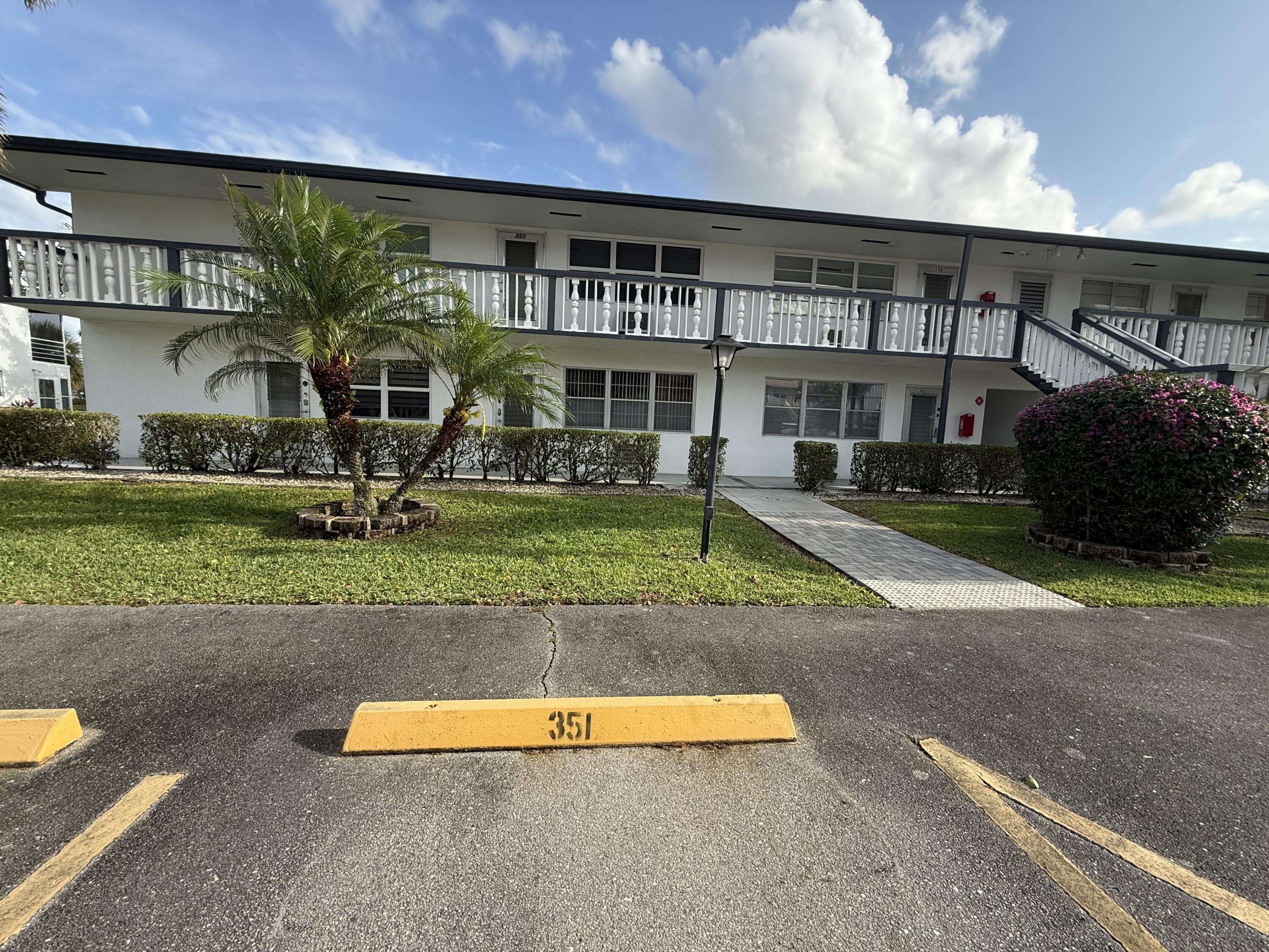 343 Chatham Q, West Palm Beach, FL 33417, West Palm Beach - Photo 2