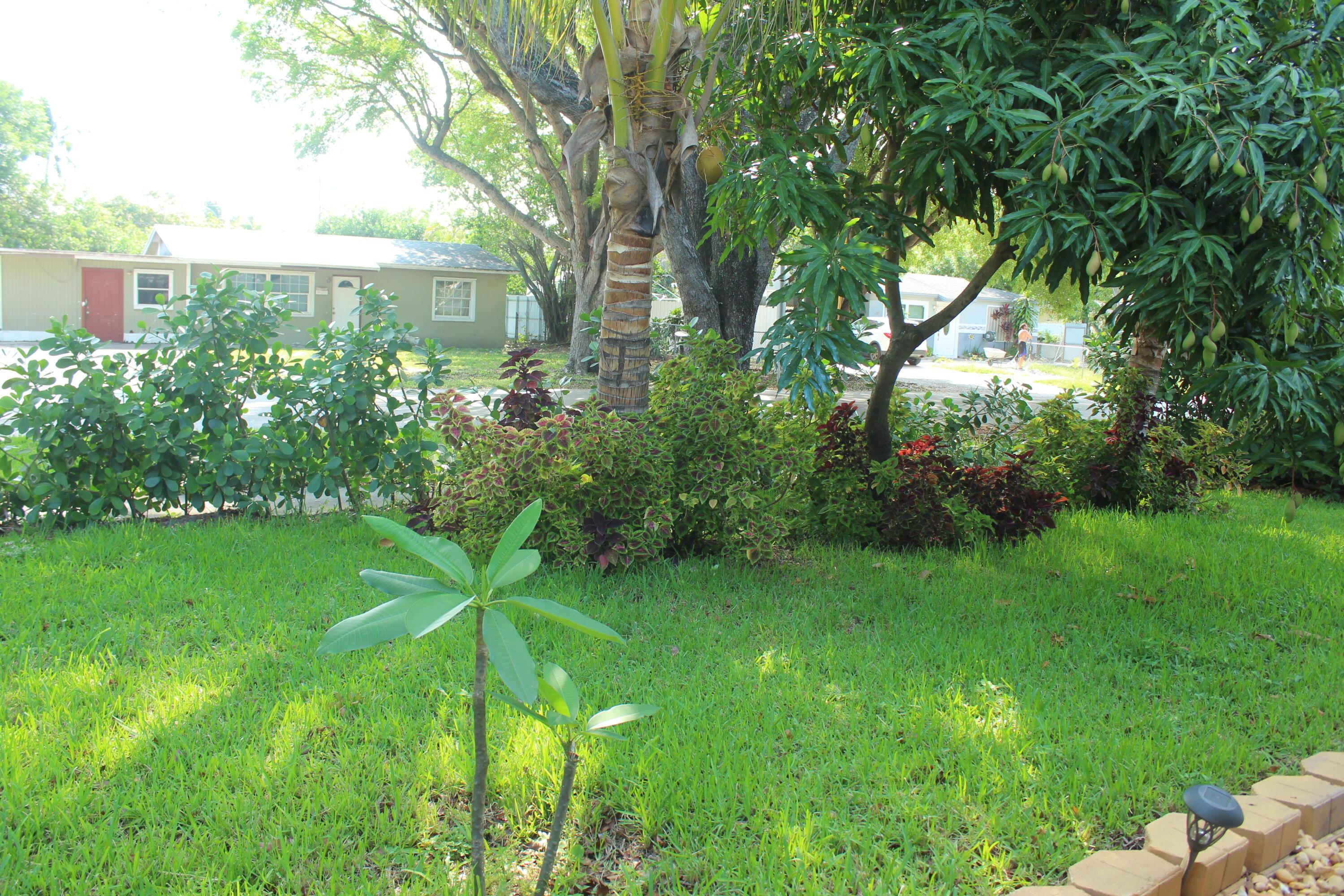 431 S Chillingworth Drive, West Palm Beach, FL 33409, West Palm Beach - Photo 3