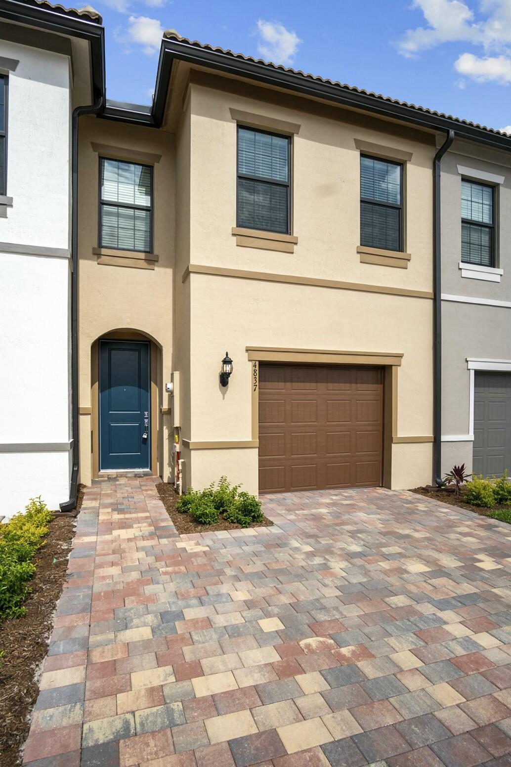 4837 Chantilly Road, Lake Worth, FL 33467, Lake Worth - Photo 3