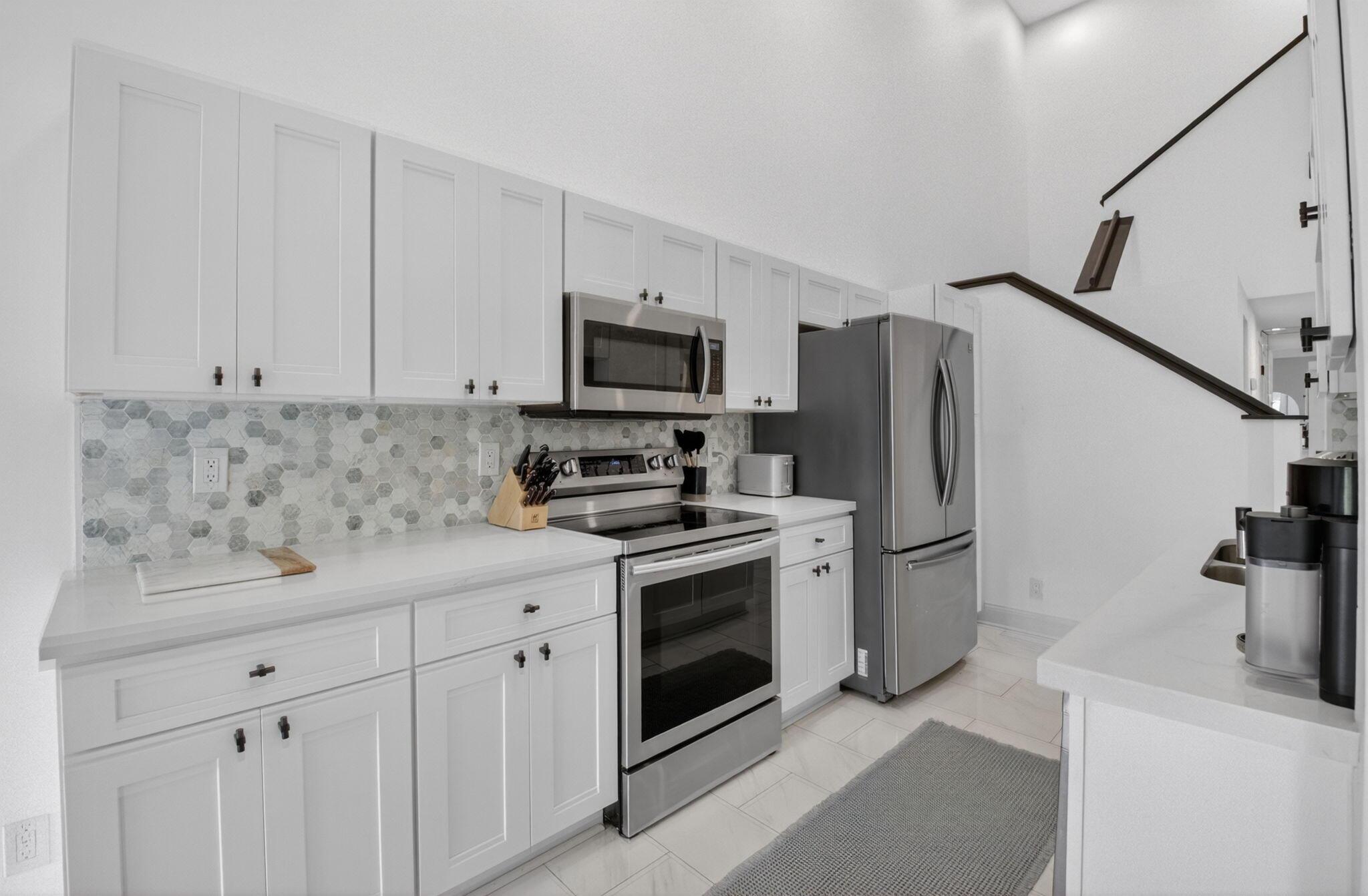 5111 Sabal Gardens Lane 4, Boca Raton, FL 33487, Boca Raton - Photo 5