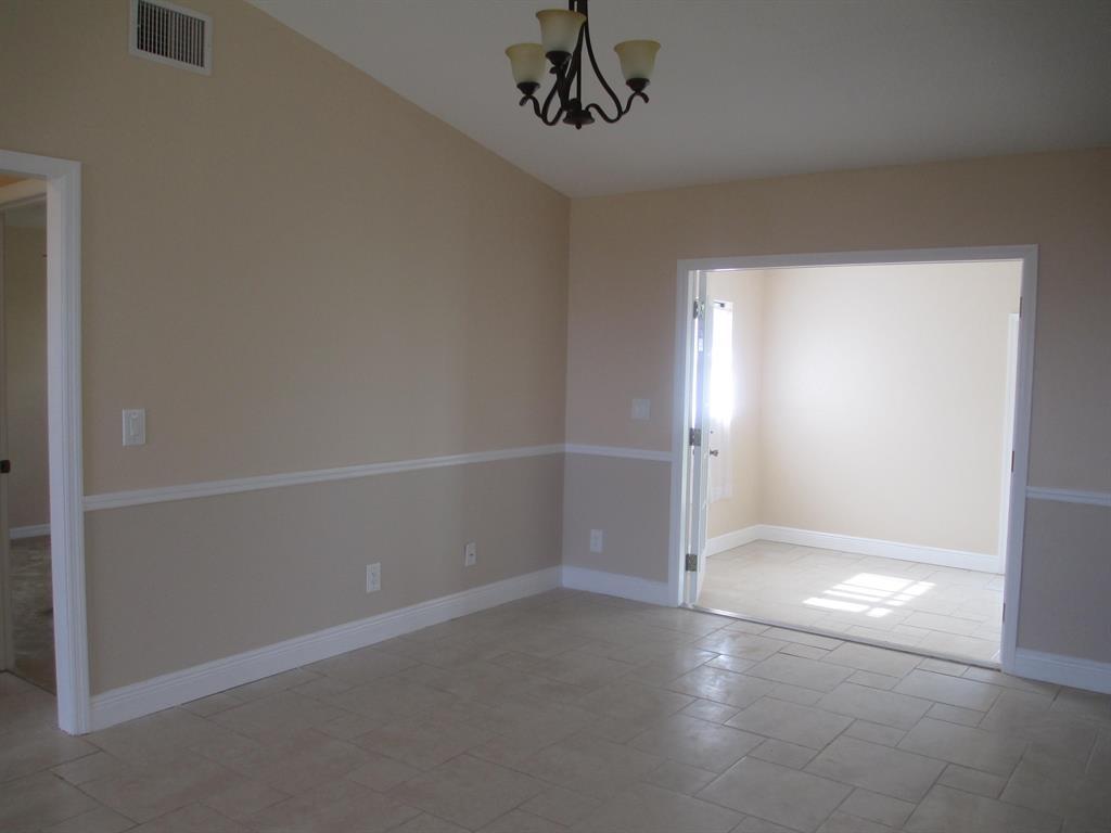 2398 SW Susset Lane, Port St. Lucie, FL 34953, Port St. Lucie - Photo 3