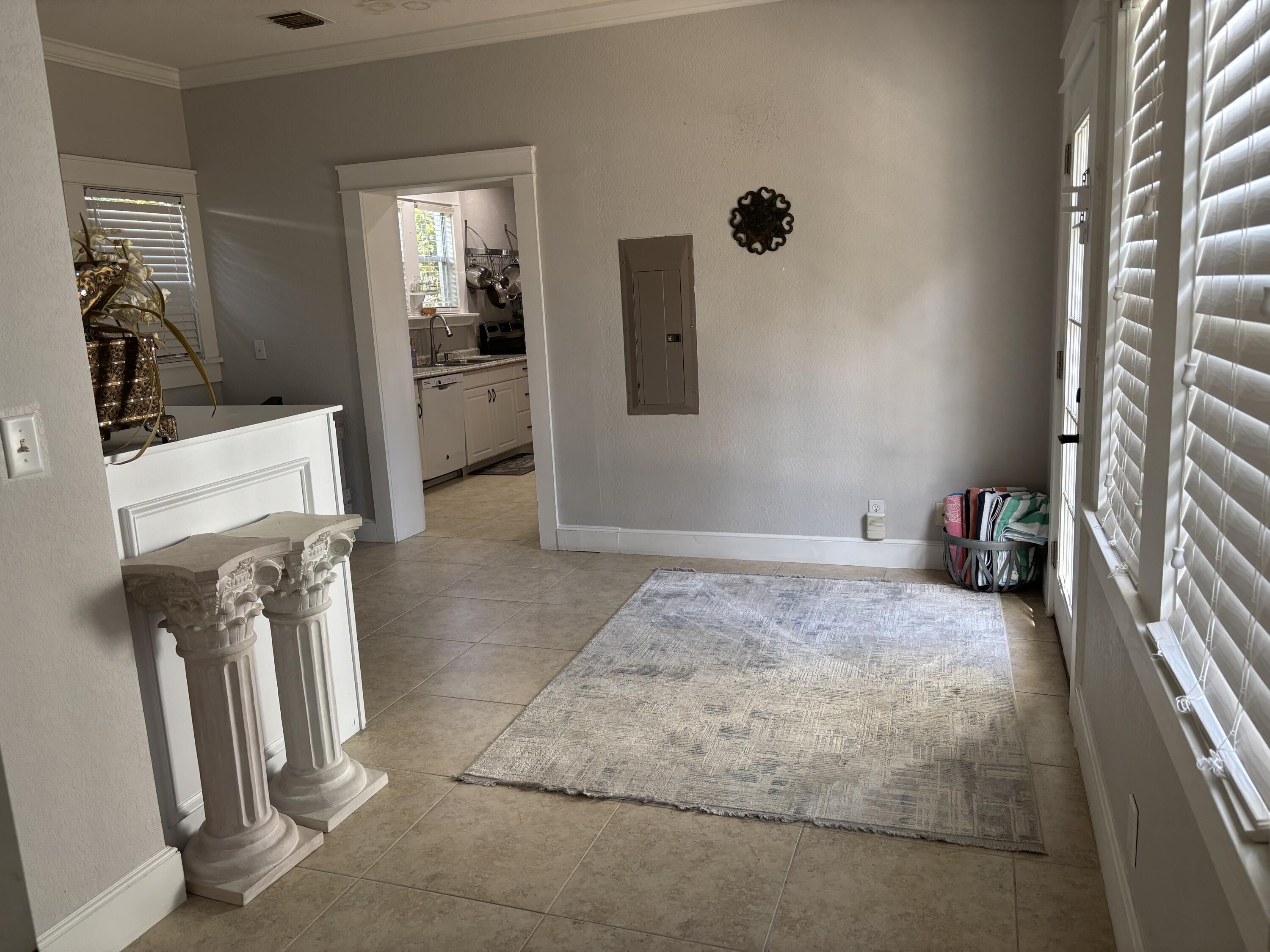 808 Kanuga Drive, West Palm Beach, FL 33401, West Palm Beach - Photo 4