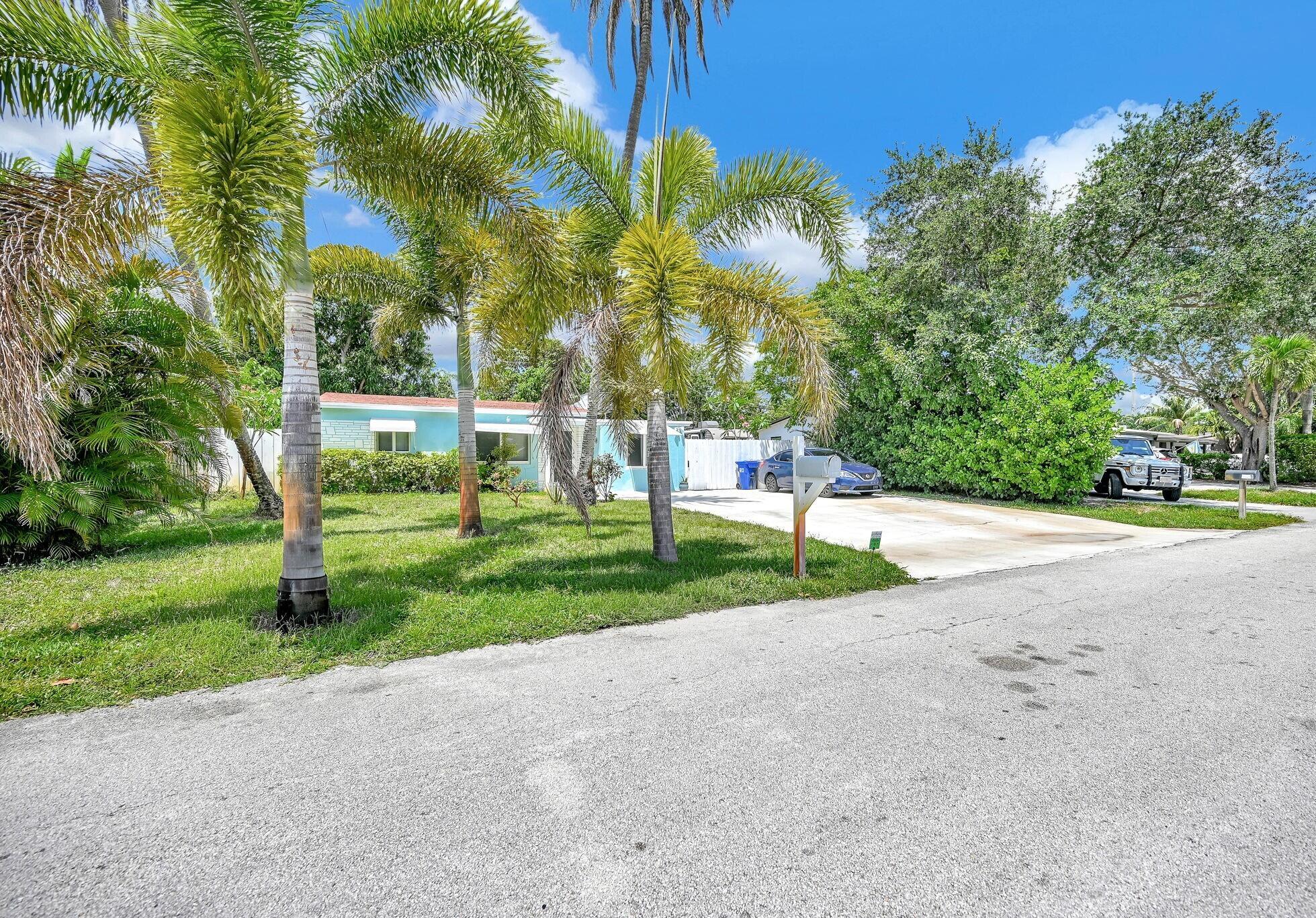 2933 NE 12th Terrace, Pompano Beach, FL 33064, Pompano Beach - Photo 2
