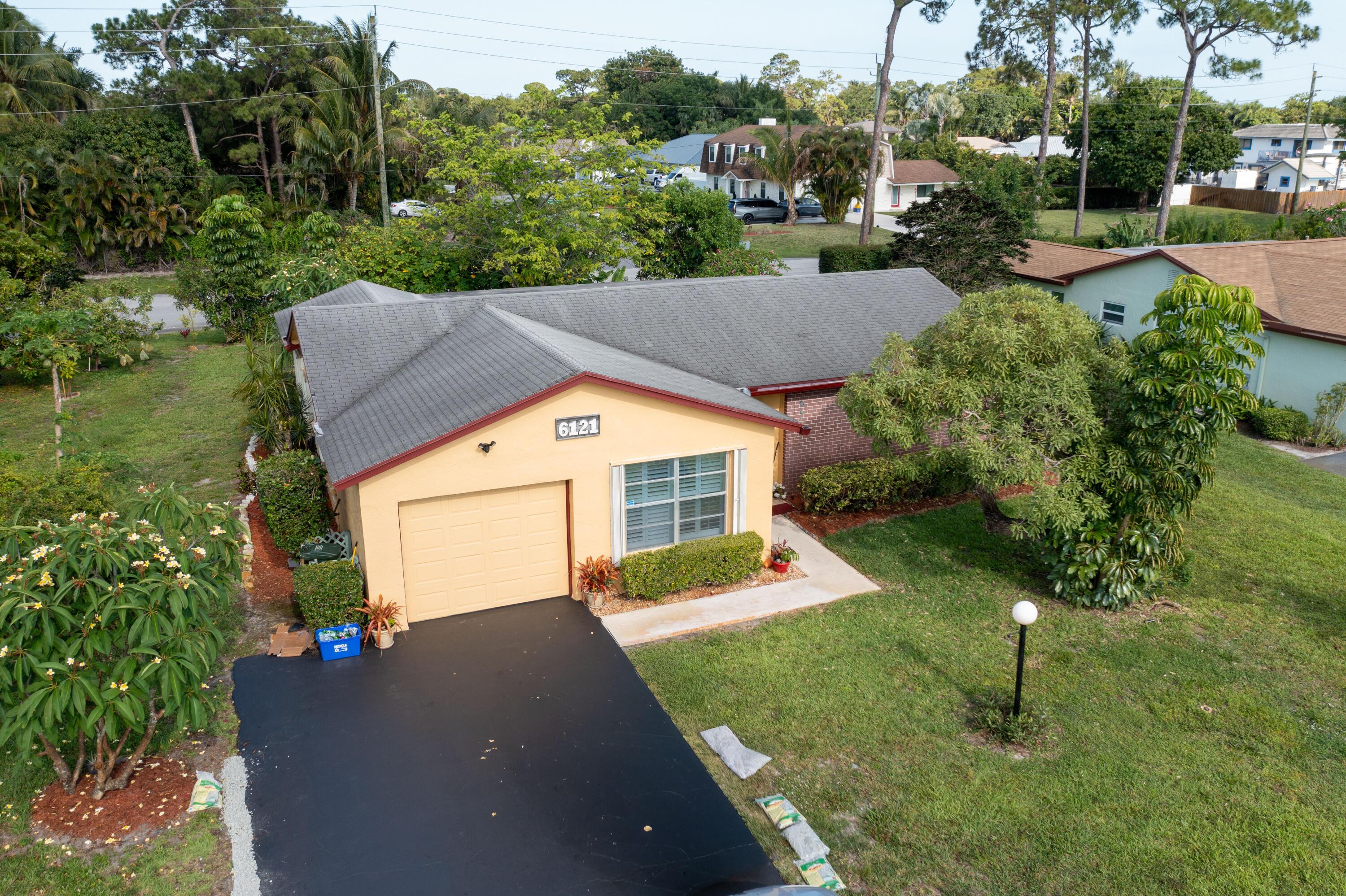 6121 Rainbow Circle, Greenacres, FL 33463, Greenacres