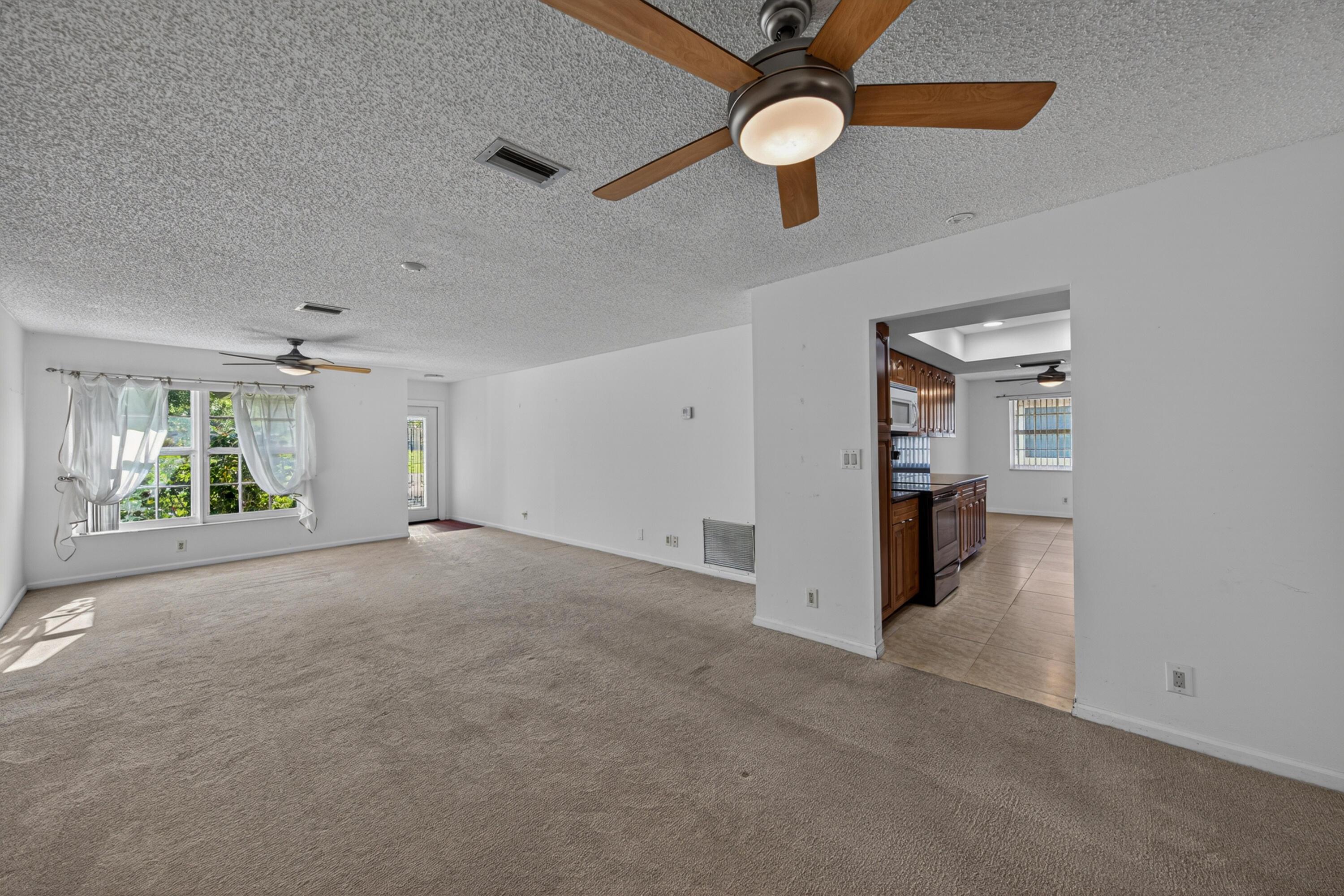 4234 NW 3rd Way, Boca Raton, FL 33431, Boca Raton - Photo 3
