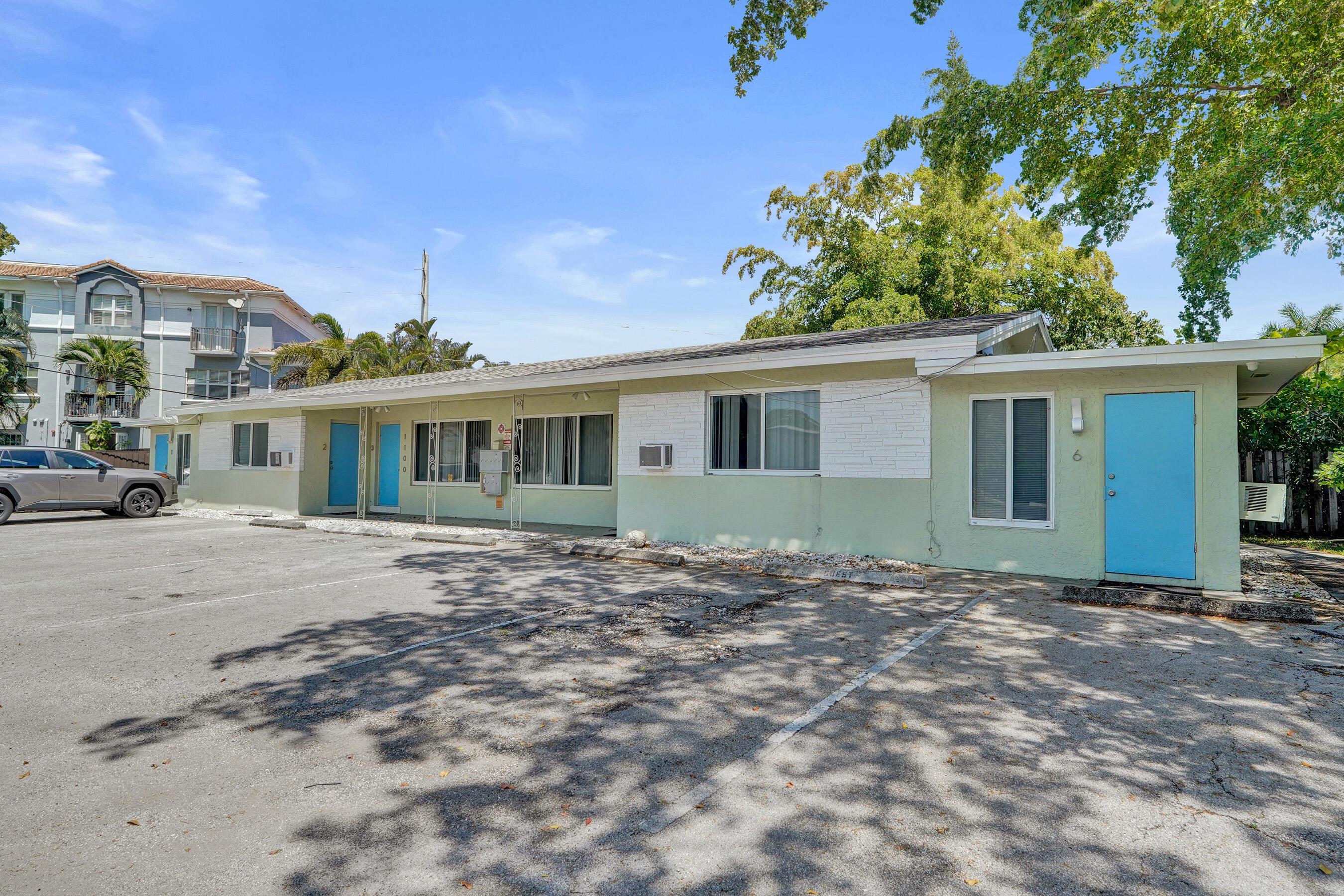 1100 NE 18th Court 1-8, Fort Lauderdale, FL 33305, Fort Lauderdale - Photo 3