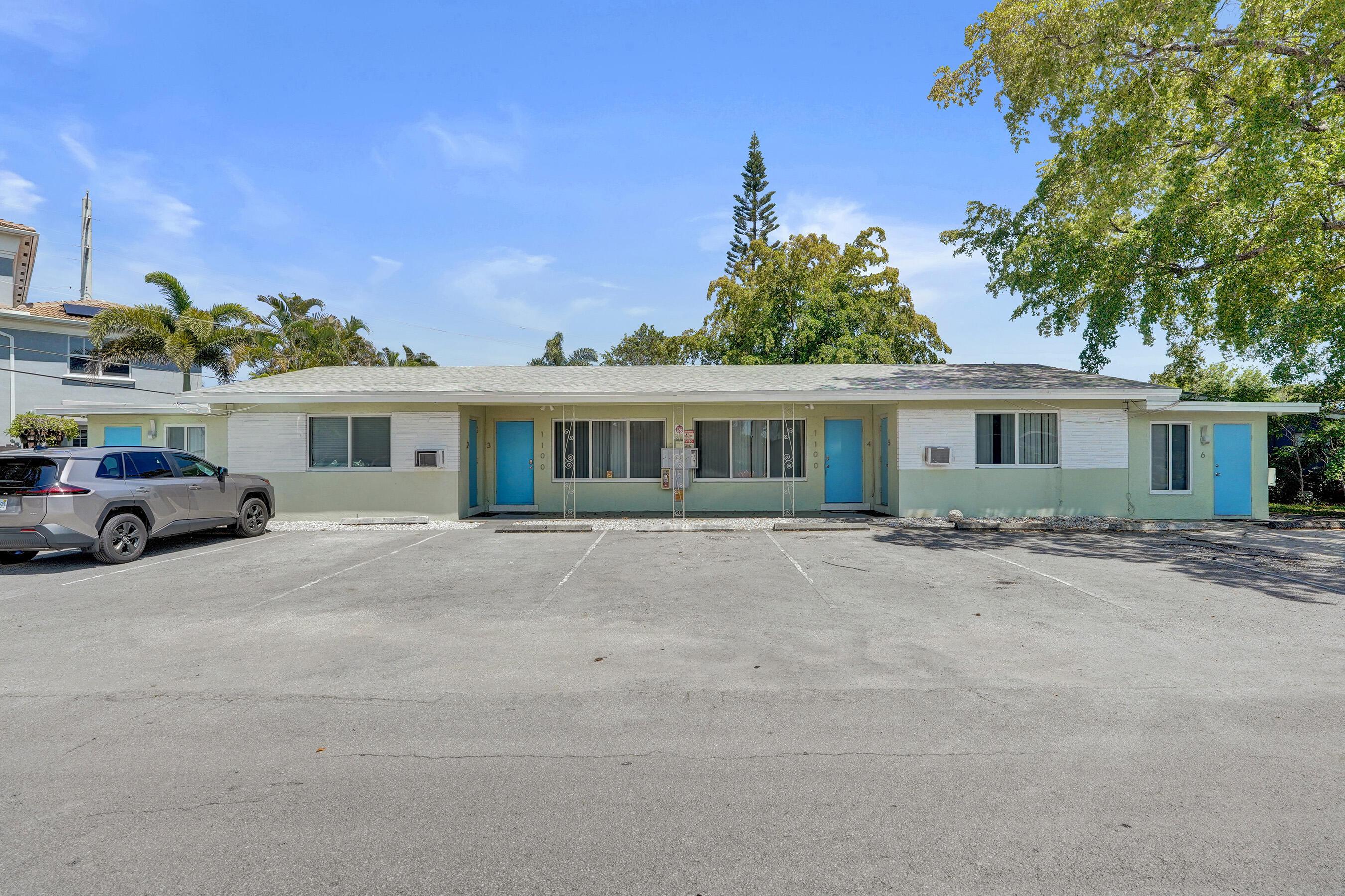 1100 NE 18th Court 1-8, Fort Lauderdale, FL 33305, Fort Lauderdale - Photo 4