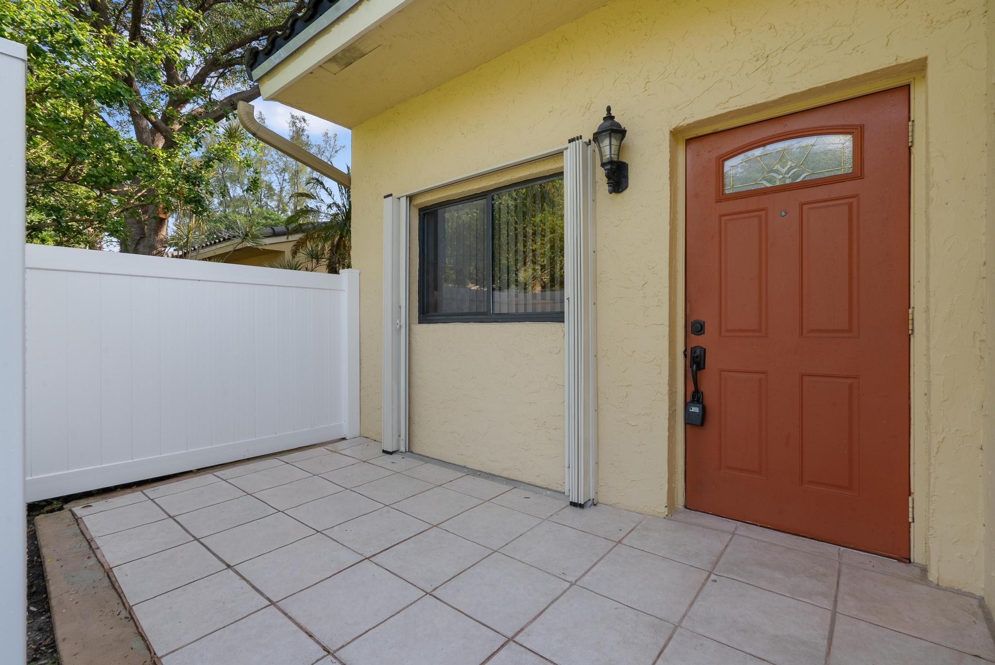 6779 Bridlewood Court, Boca Raton, FL 33433, Boca Raton - Photo 4