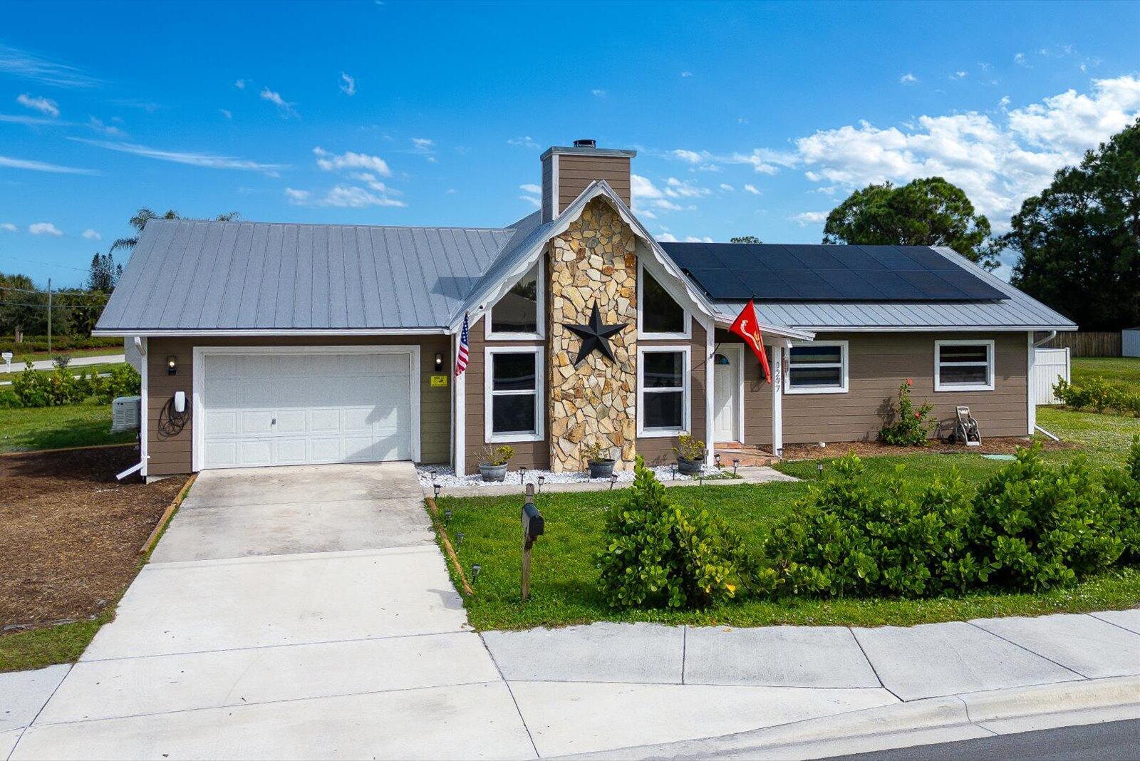 1297 SE Floresta Drive, Port St. Lucie, FL 34983, Port St. Lucie - Photo 2