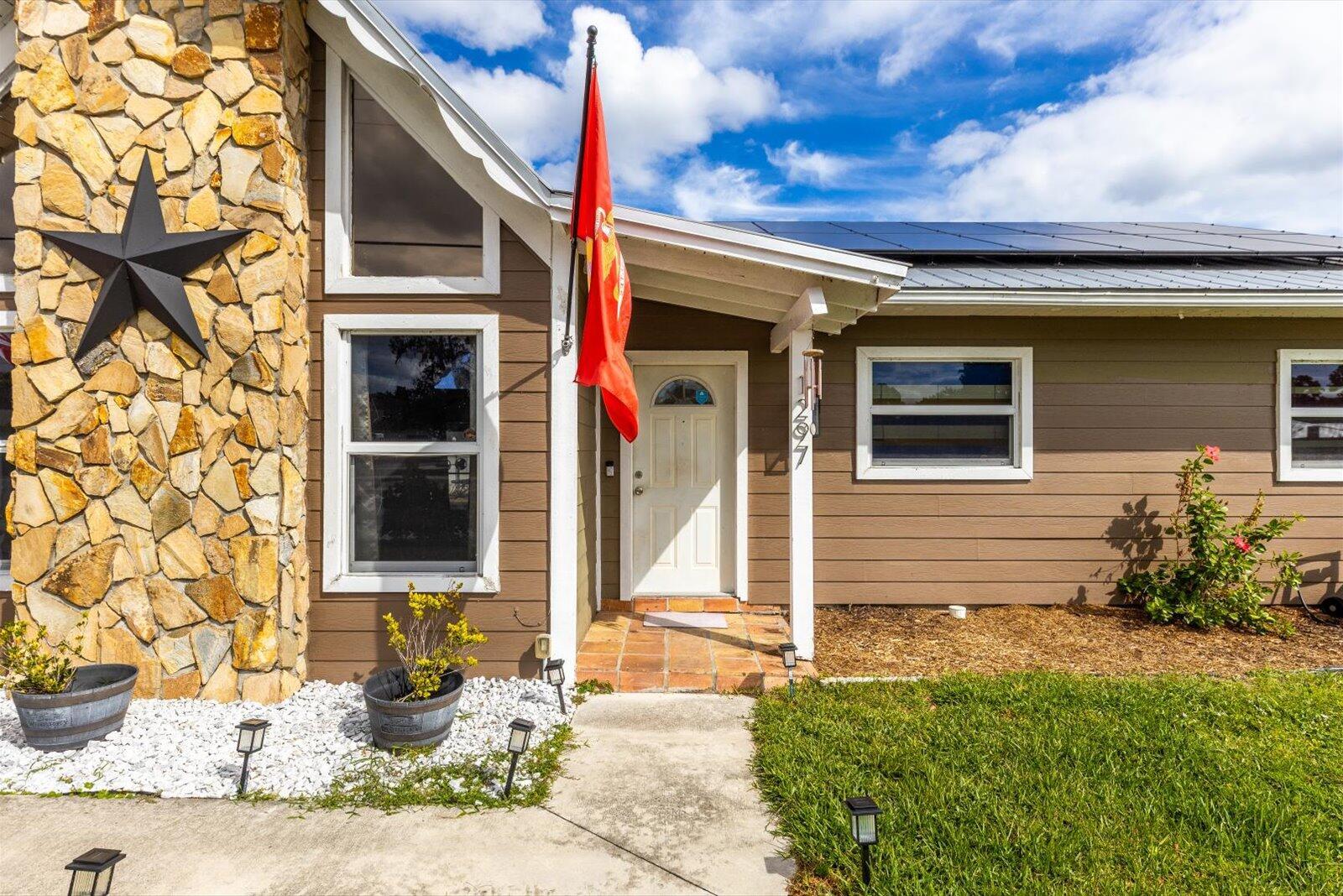 1297 SE Floresta Drive, Port St. Lucie, FL 34983, Port St. Lucie - Photo 3