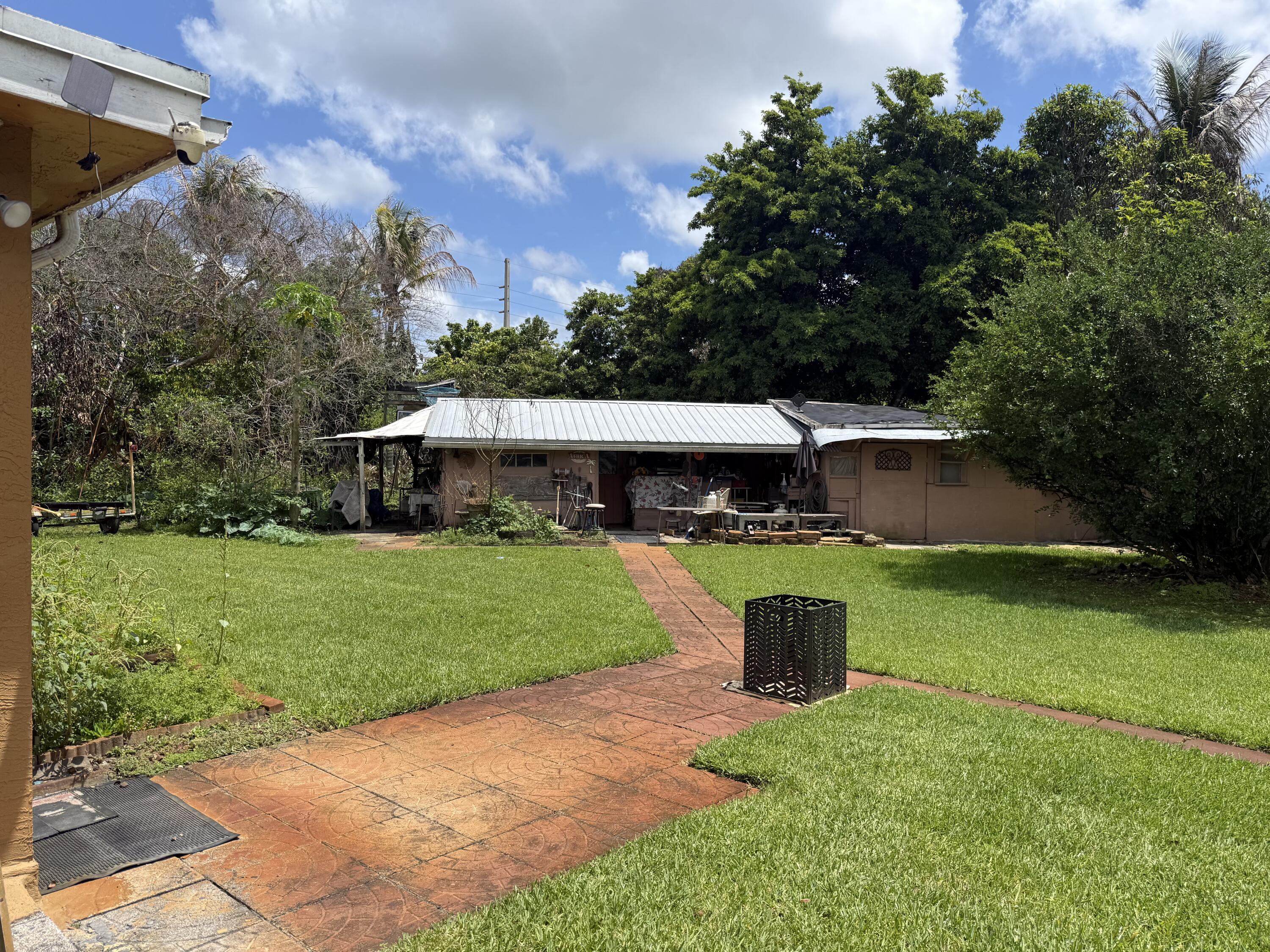 16700 E Alan Black Boulevard E, The Acreage, FL 33470, The Acreage - Photo 4