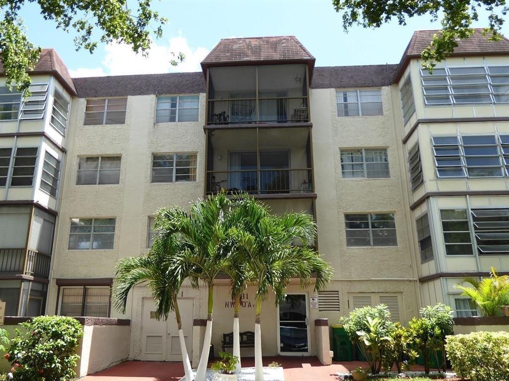 1681 NW 70th Avenue 403, Plantation, FL 33313, Plantation - Photo 2