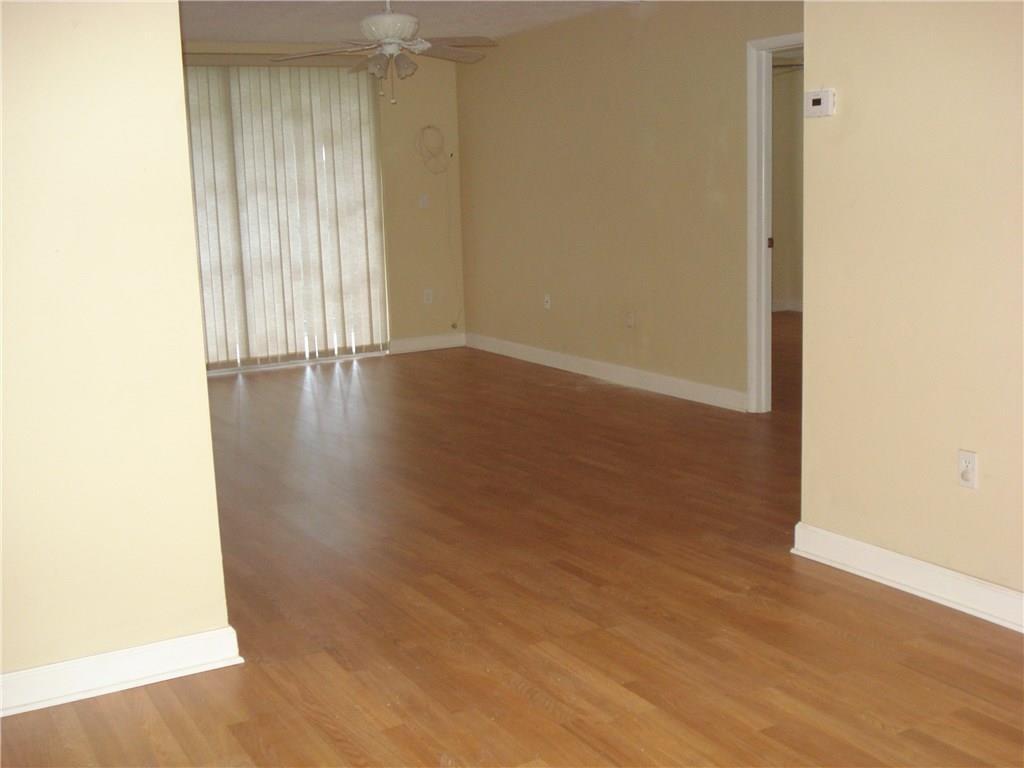 1681 NW 70th Avenue 403, Plantation, FL 33313, Plantation - Photo 4