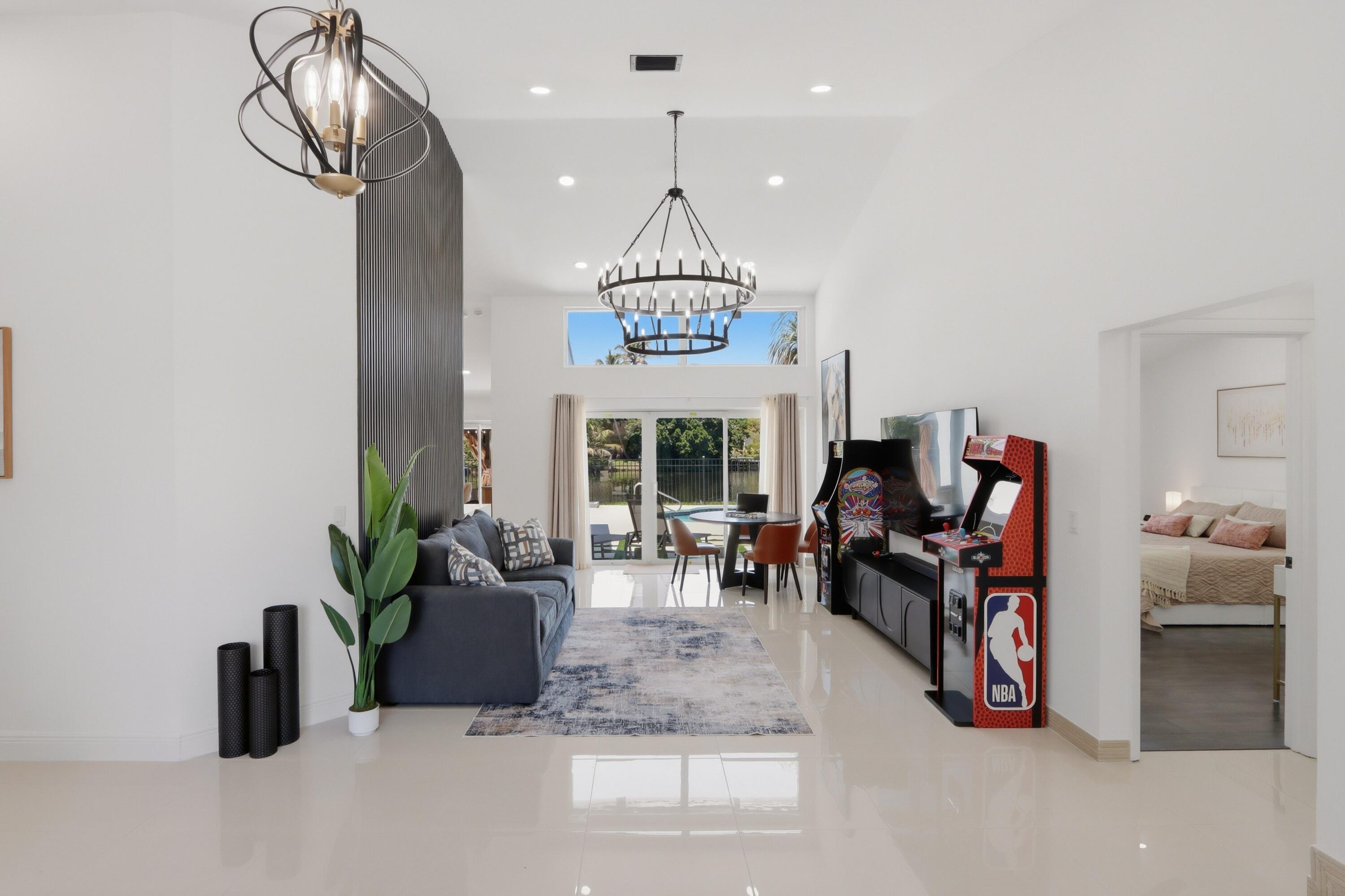 12725 Kingsway Road, Wellington, FL 33414, Wellington - Photo 3