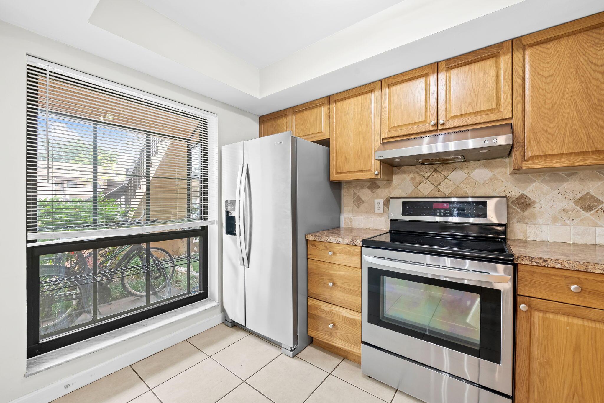 2257 SW 15th Street 183, Deerfield Beach, FL 33442, Deerfield Beach - Photo 3