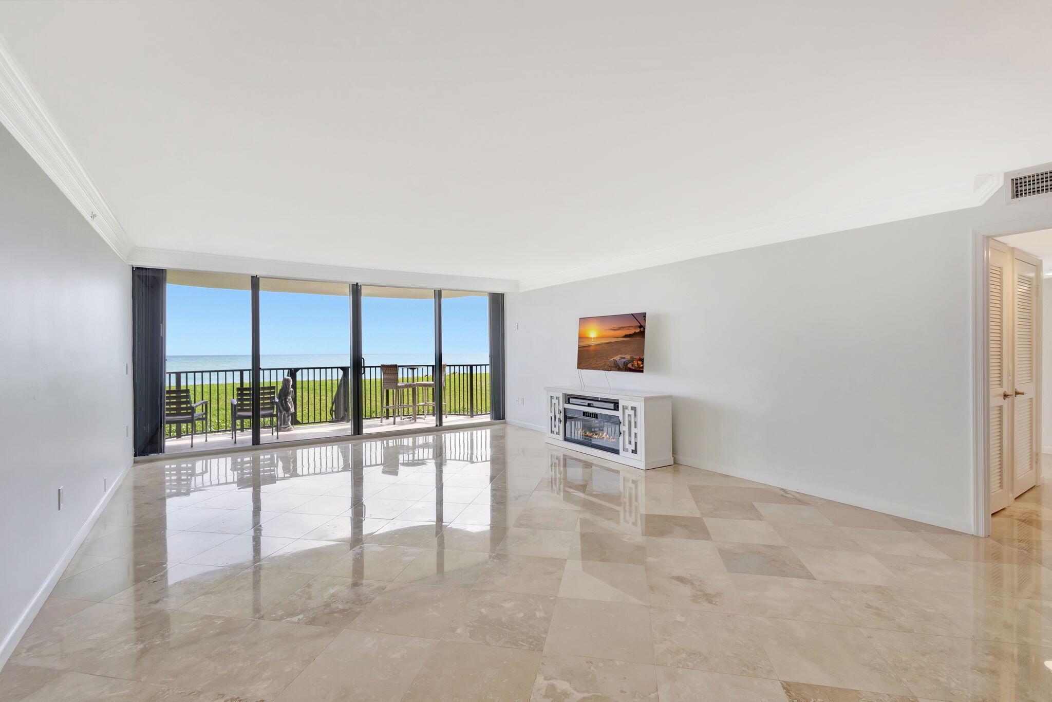 400 Beach Road 103, Tequesta, FL 33469, Tequesta - Photo 3