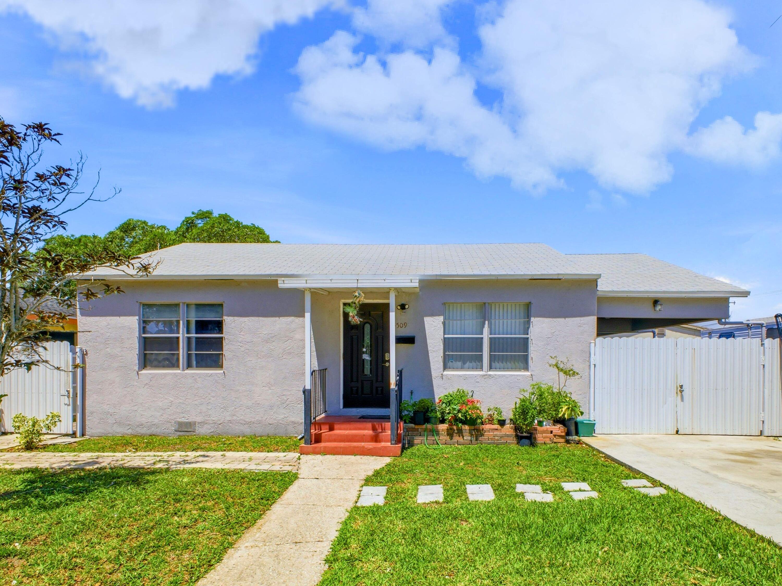 5509 W Garden Avenue, West Palm Beach, FL 33405, West Palm Beach
