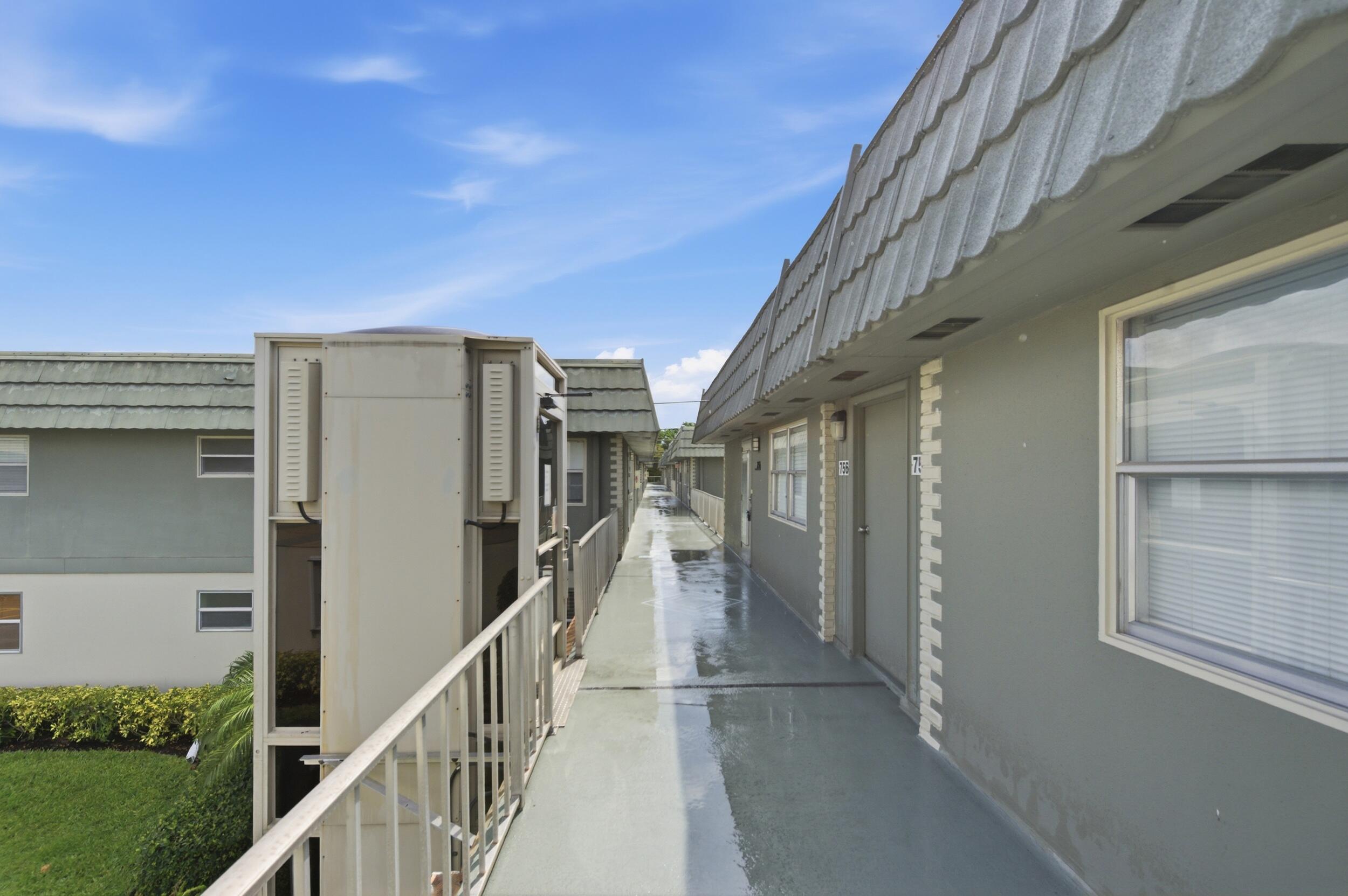 756 Flanders 756, Delray Beach, FL 33484, Delray Beach - Photo 4