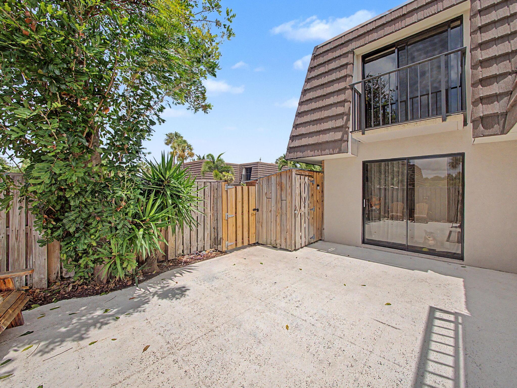 1921 19th Court, Jupiter, FL 33477, Jupiter - Photo 4