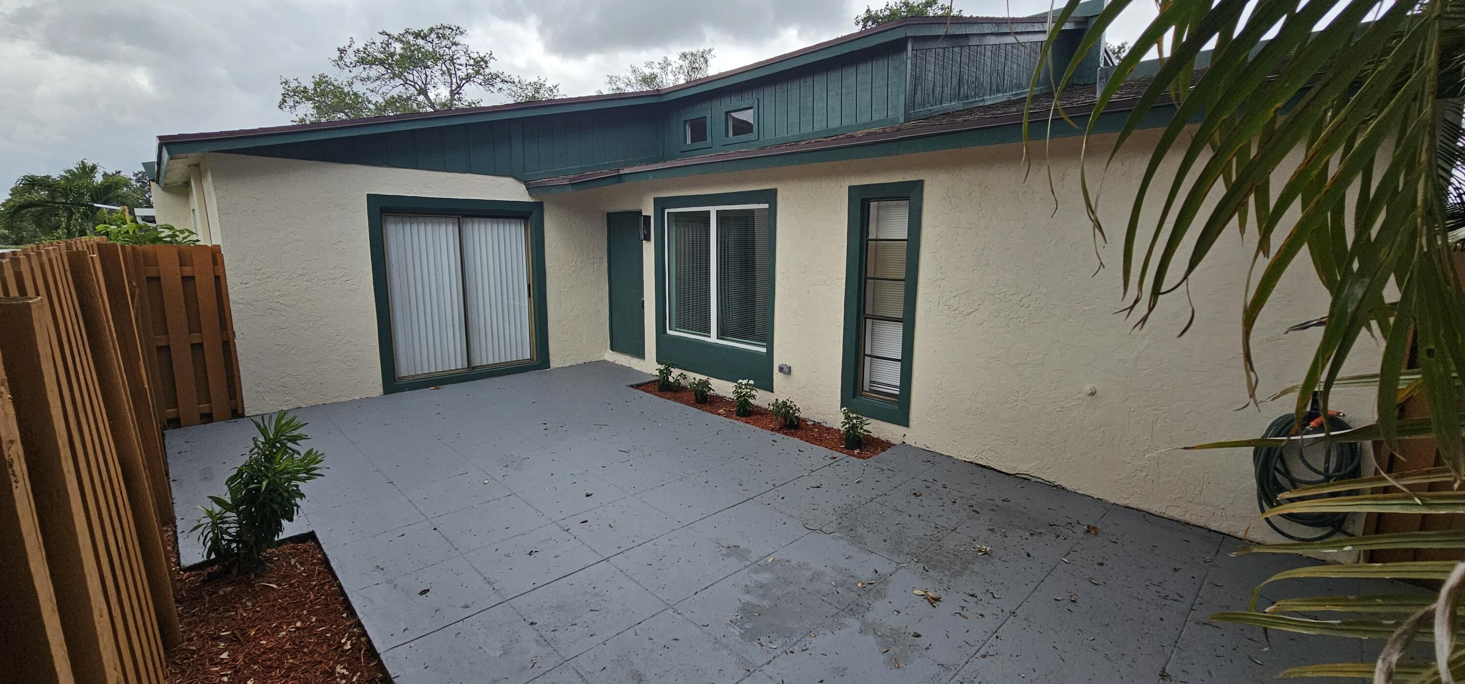 1016 Manor Drive 5c, Palm Springs, FL 33461, Palm Springs - Photo 3