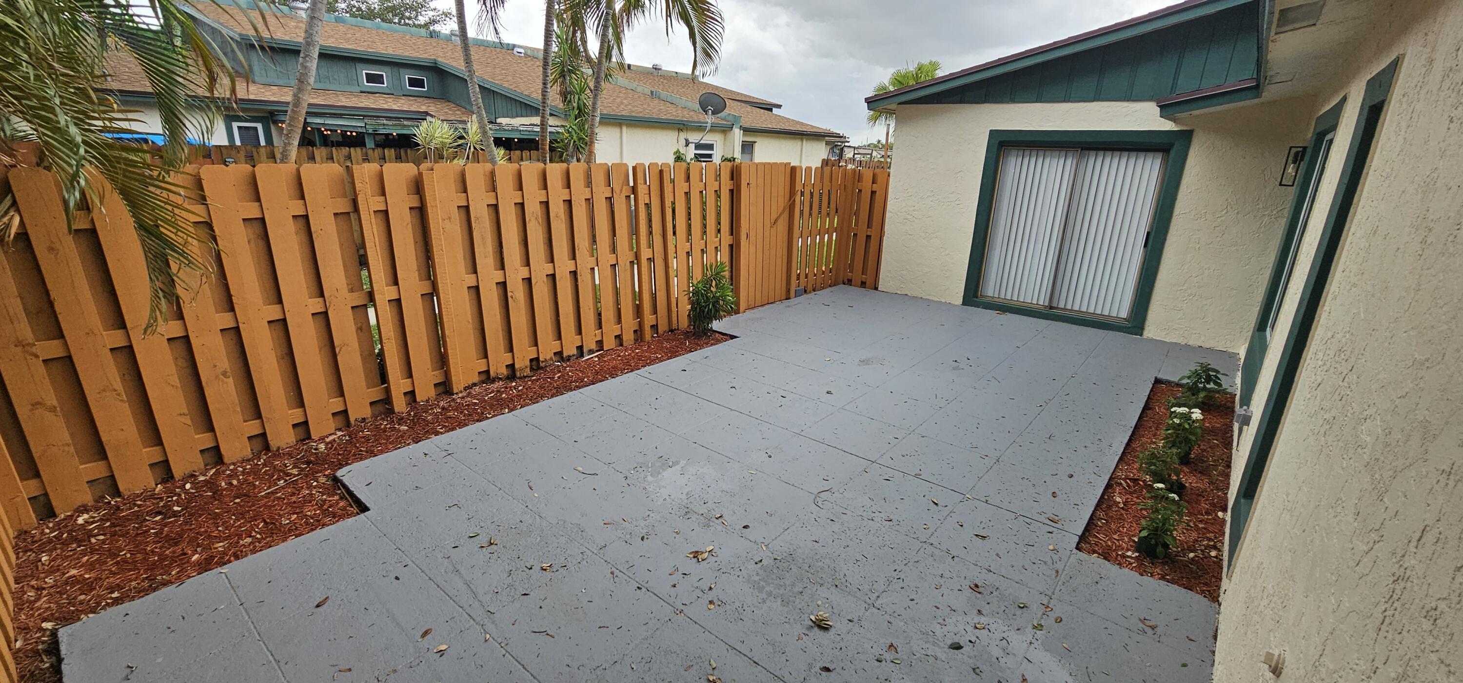 1016 Manor Drive 5c, Palm Springs, FL 33461, Palm Springs - Photo 4