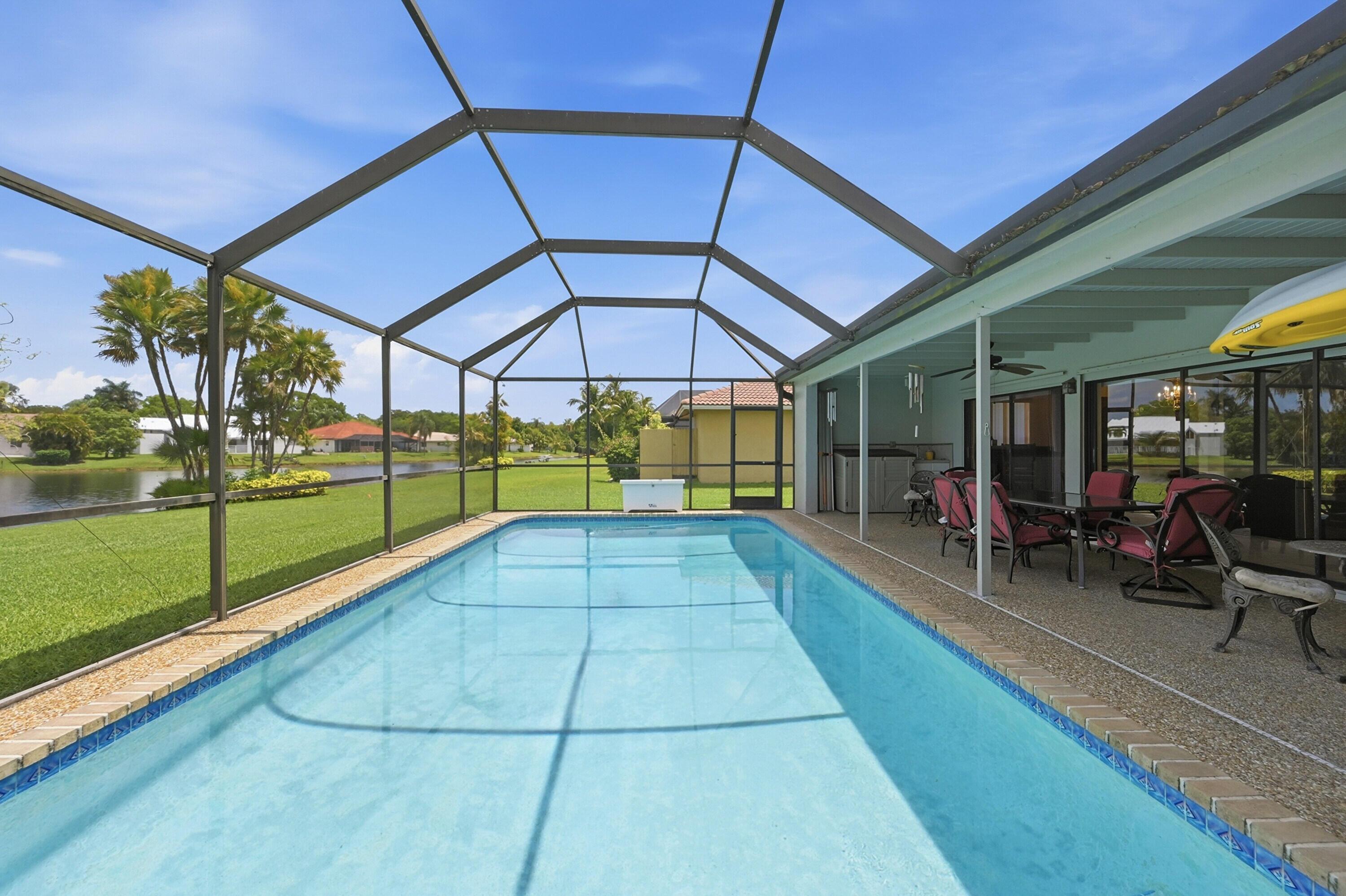1042 NW 110th Lane, Coral Springs, FL 33071, Coral Springs - Photo 5