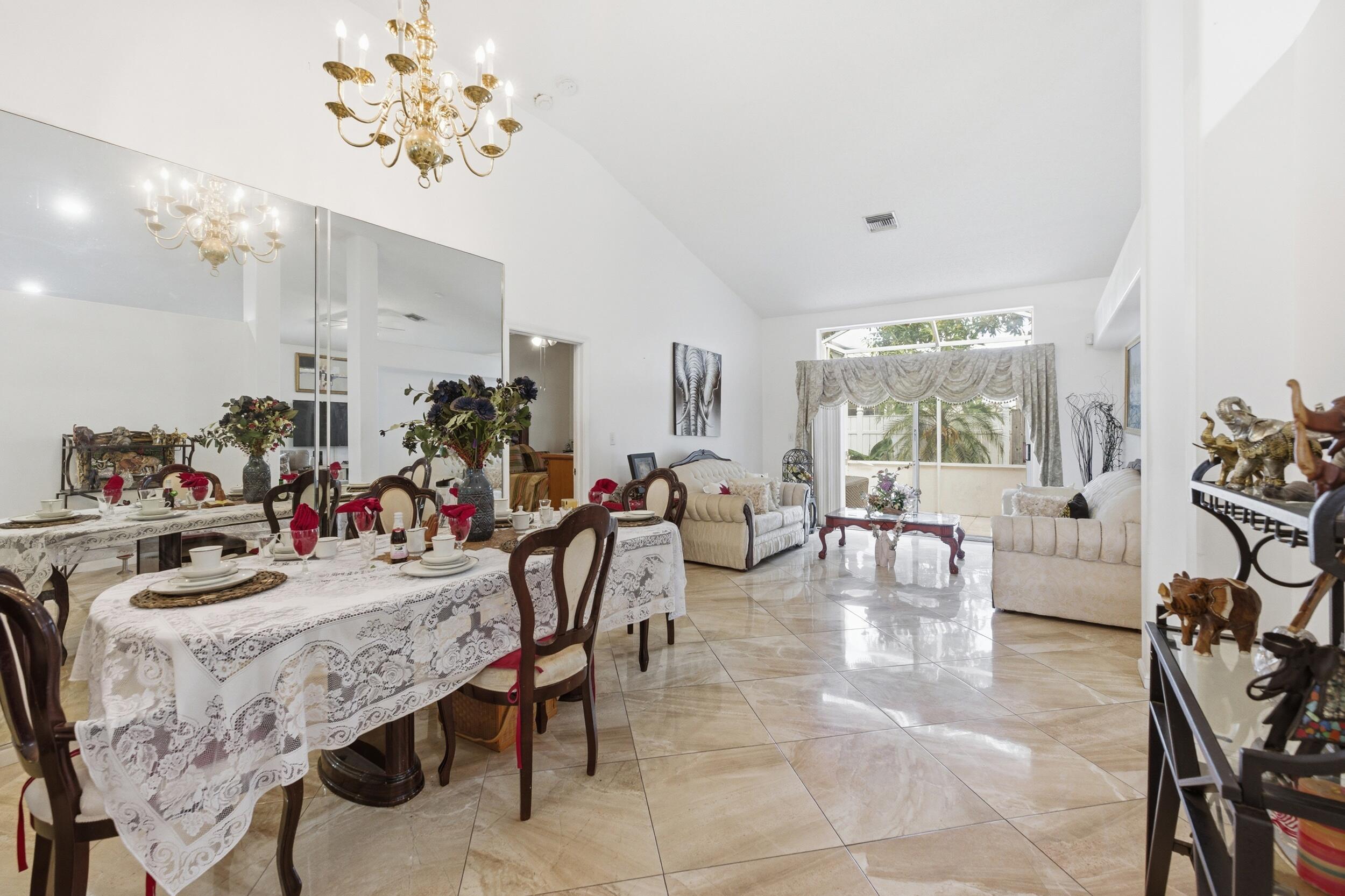 113 E Saratoga Blvd Boulevard E, Royal Palm Beach, FL 33411, Royal Palm Beach - Photo 4